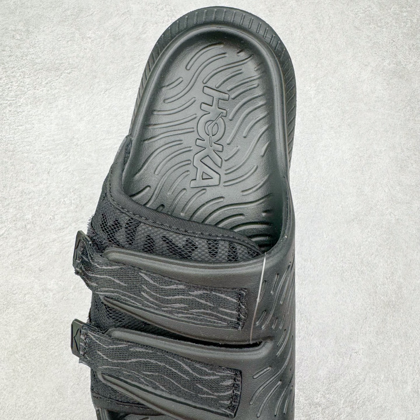 图片[5]-HOKA ONE ONE ORA Luxe 减震轻便舒缓运动 EVA 防滑一字拖鞋 男女同款 实拍调校N版已经零色差零失真 百分百还原实物色彩所见即所得 不存在货不对板色差等低级问题 选购参考实物拍摄 不混卖不参货 只用心做好货严格选品 承诺混一赔十 尺码：36 36.5 37.5 38 38.5 39 40 40.5 41 42 42.5 43 44 44.5 45-选品中心