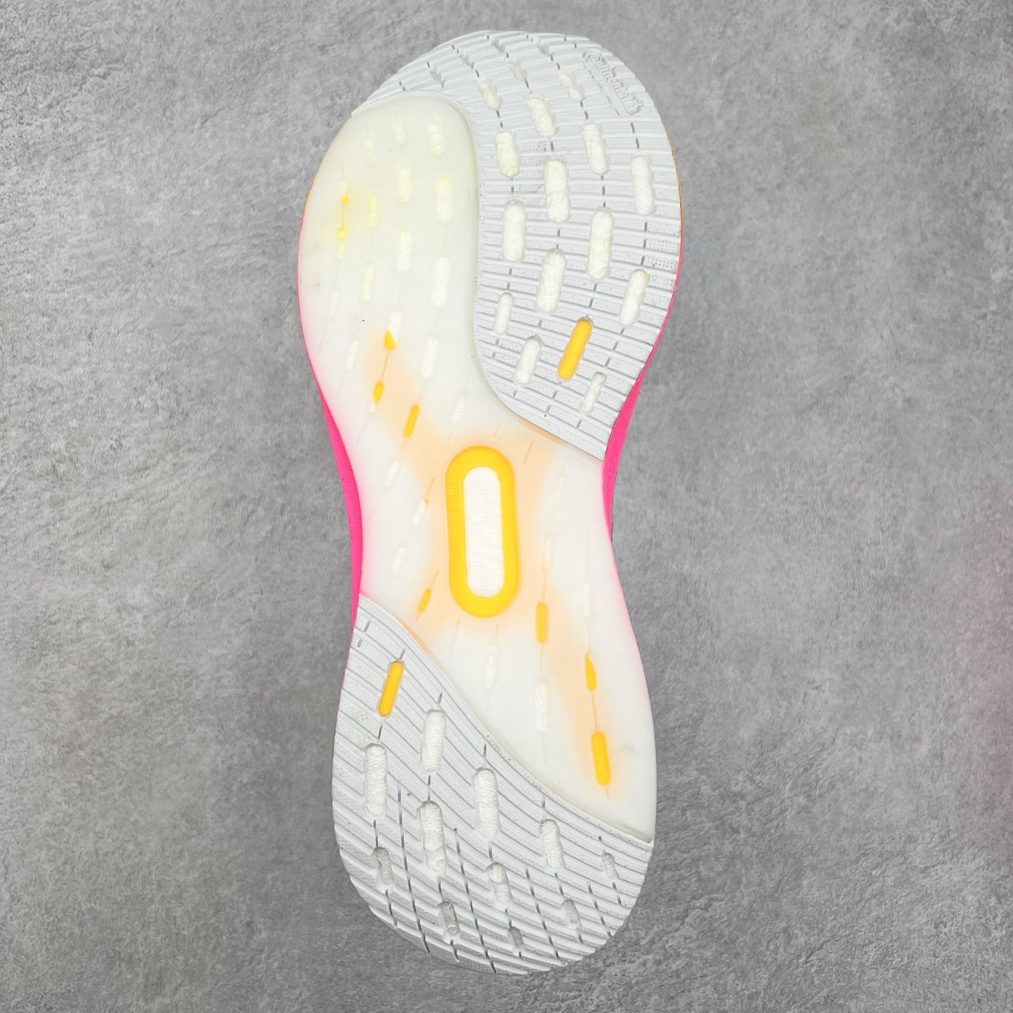 #纯原福利‼️
AD Ultra Boost 5X 2025高性能版5X系列UB低帮袜套式针织透气缓震休