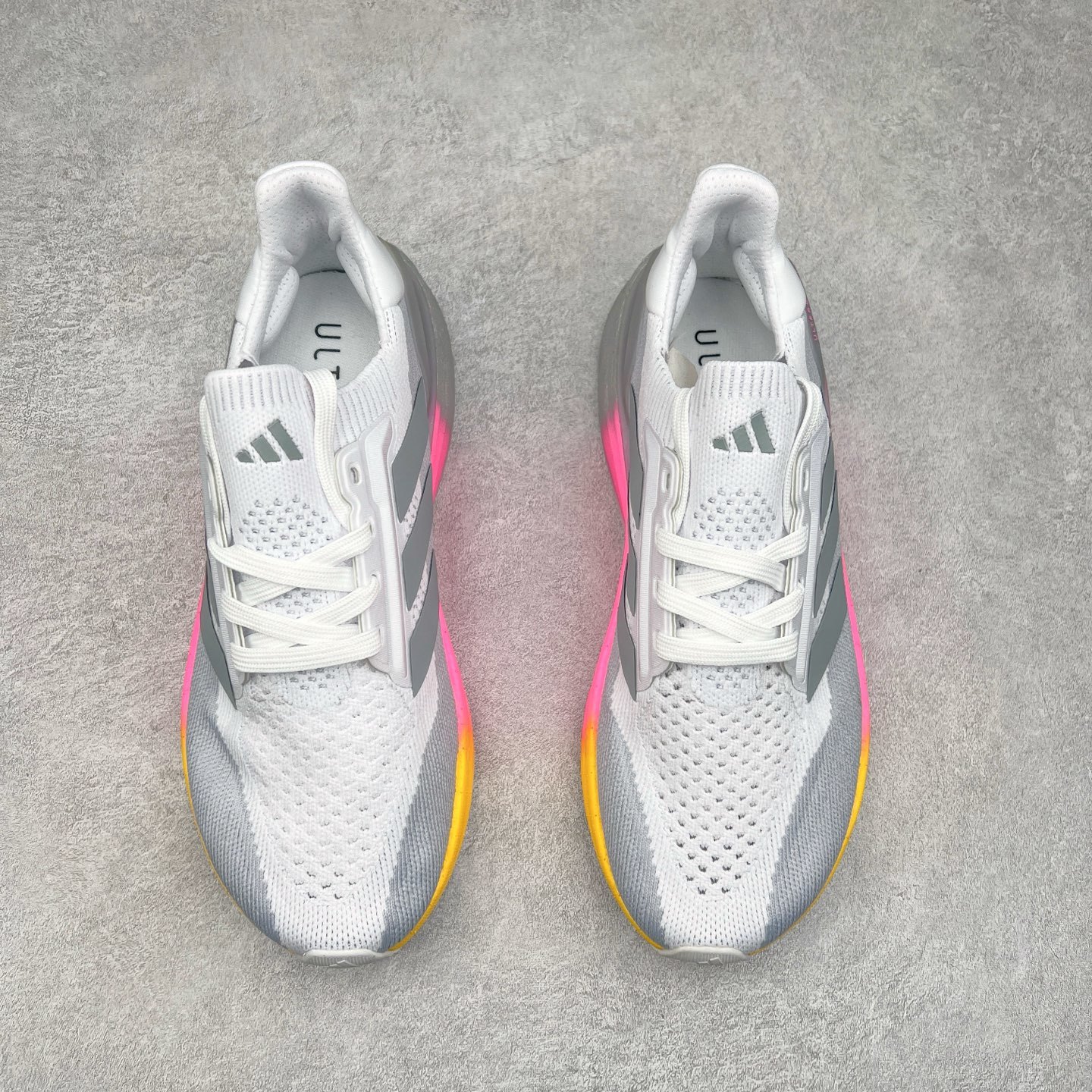 #纯原福利‼️
AD Ultra Boost 5X 2025高性能版5X系列UB低帮袜套式针织透气缓震休