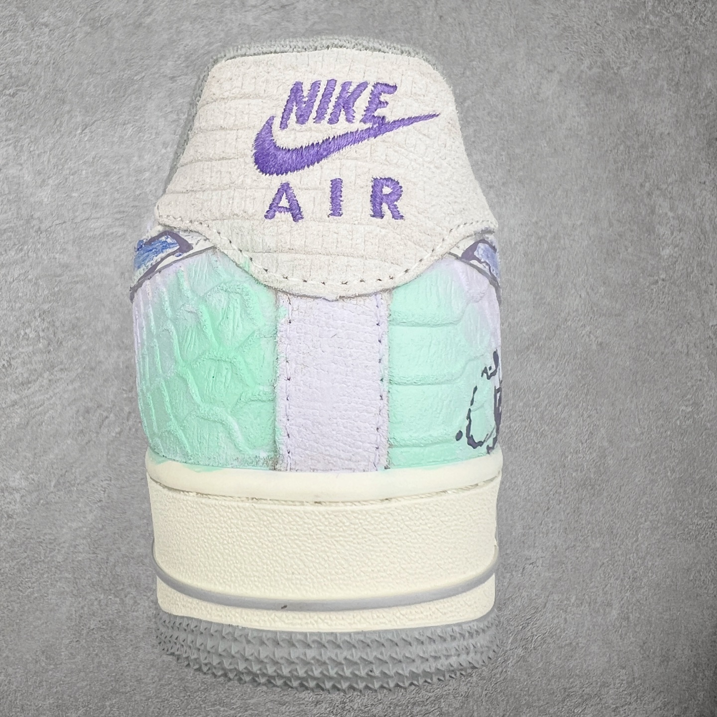 图片[8]-NK Air Force 1´07 Low 空军一号低帮百搭休闲运动板鞋 DX2678-666 柔软、弹性十足的缓震性能和出色的中底设计 横跨复古与现代的外型结合 造就出风靡全球 三十多年的Force 1 直到今天还深受青睐 实拍调校N版已经零色差零失真 百分百还原实物色彩所见即所得 不存在货不对板色差等低级问题 选购参考实物拍摄 不混卖不参货 只用心做好货严格选品 承诺混一赔十 尺码：36 36.5 37.5 38 38.5 39 40 40.5 41 42 42.5 43 44 44.5 45-选品中心