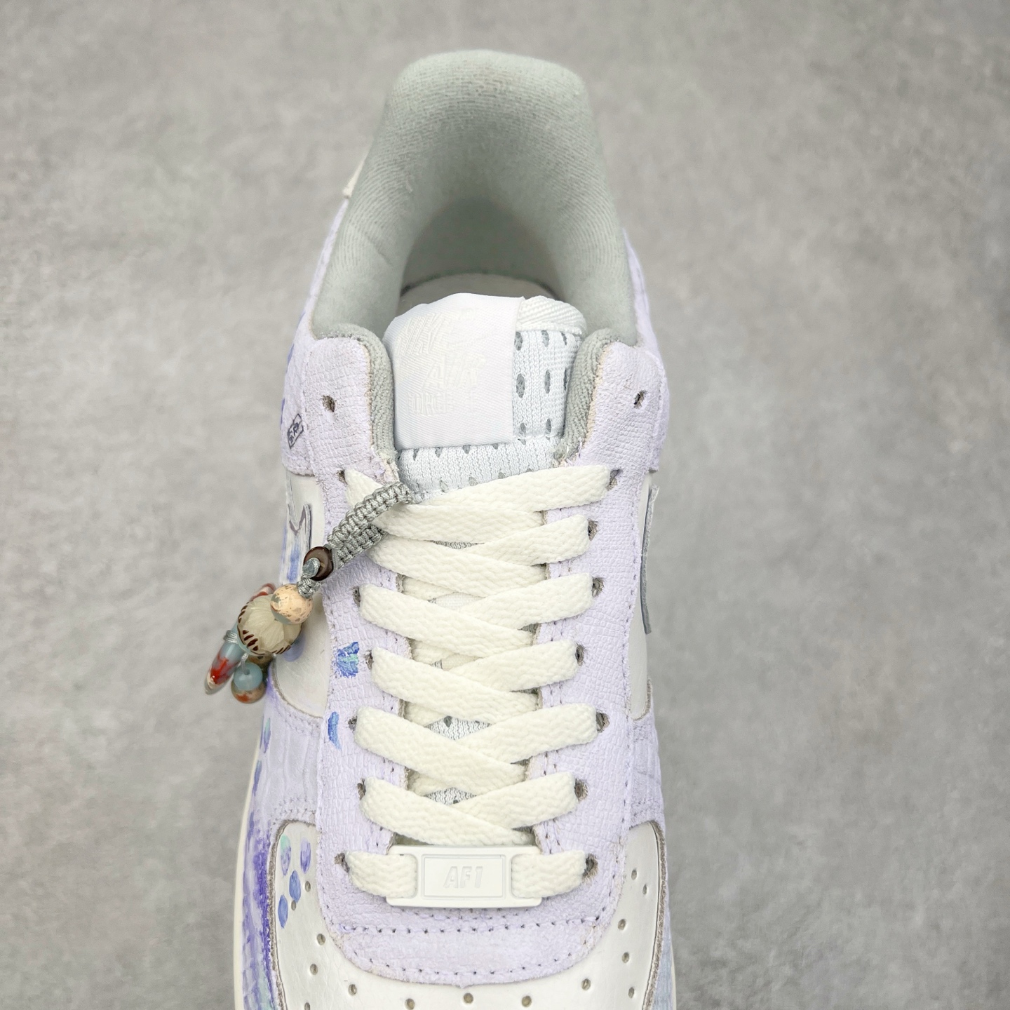 图片[5]-NK Air Force 1´07 Low 空军一号低帮百搭休闲运动板鞋 DX2678-666 柔软、弹性十足的缓震性能和出色的中底设计 横跨复古与现代的外型结合 造就出风靡全球 三十多年的Force 1 直到今天还深受青睐 实拍调校N版已经零色差零失真 百分百还原实物色彩所见即所得 不存在货不对板色差等低级问题 选购参考实物拍摄 不混卖不参货 只用心做好货严格选品 承诺混一赔十 尺码：36 36.5 37.5 38 38.5 39 40 40.5 41 42 42.5 43 44 44.5 45-选品中心