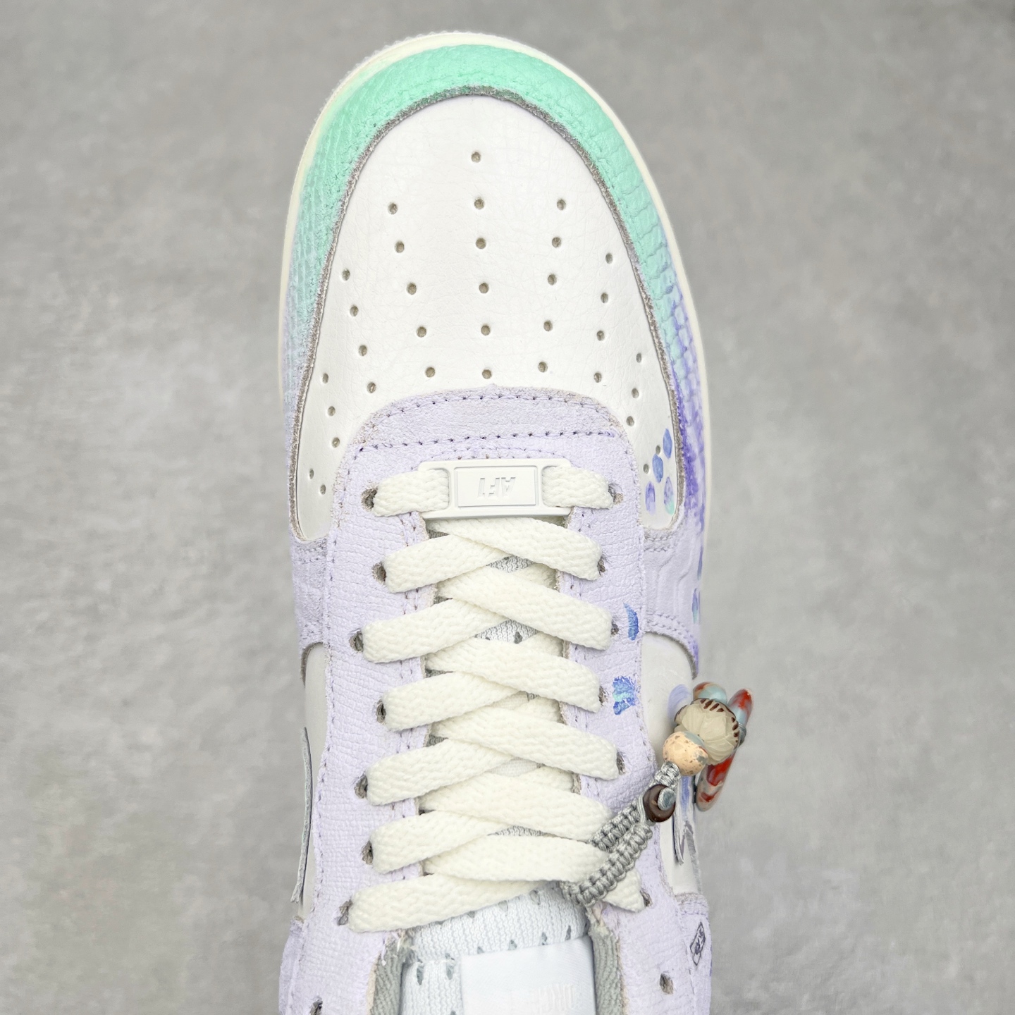 图片[4]-NK Air Force 1´07 Low 空军一号低帮百搭休闲运动板鞋 DX2678-666 柔软、弹性十足的缓震性能和出色的中底设计 横跨复古与现代的外型结合 造就出风靡全球 三十多年的Force 1 直到今天还深受青睐 实拍调校N版已经零色差零失真 百分百还原实物色彩所见即所得 不存在货不对板色差等低级问题 选购参考实物拍摄 不混卖不参货 只用心做好货严格选品 承诺混一赔十 尺码：36 36.5 37.5 38 38.5 39 40 40.5 41 42 42.5 43 44 44.5 45-选品中心