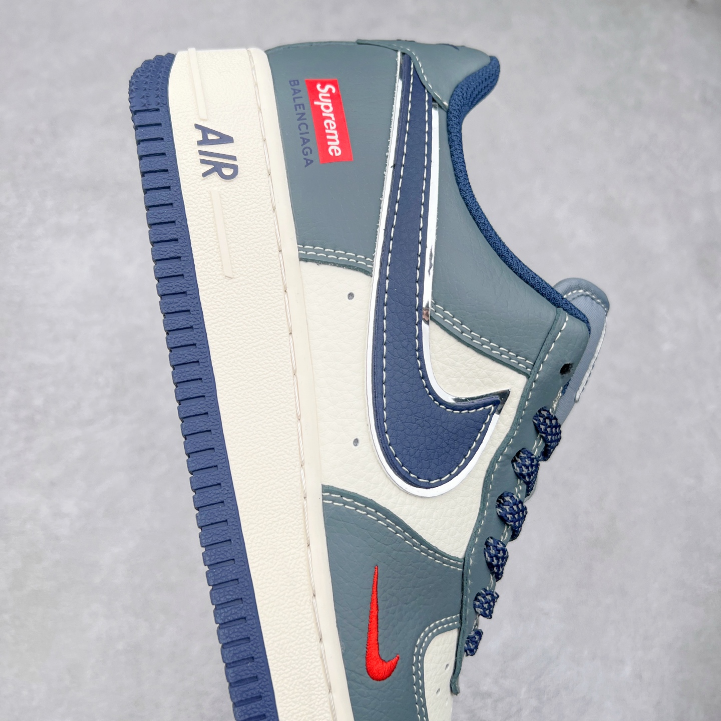 图片[6]-NK Air Force 1´07 Low 空军一号低帮百搭休闲运动板鞋 XZ6188-382 柔软、弹性十足的缓震性能和出色的中底设计 横跨复古与现代的外型结合 造就出风靡全球 三十多年的Force 1 直到今天还深受青睐 实拍调校N版已经零色差零失真 百分百还原实物色彩所见即所得 不存在货不对板色差等低级问题 选购参考实物拍摄 不混卖不参货 只用心做好货严格选品 承诺混一赔十 尺码：36 36.5 37.5 38 38.5 39 40 40.5 41 42 42.5 43 44 44.5 45-选品中心