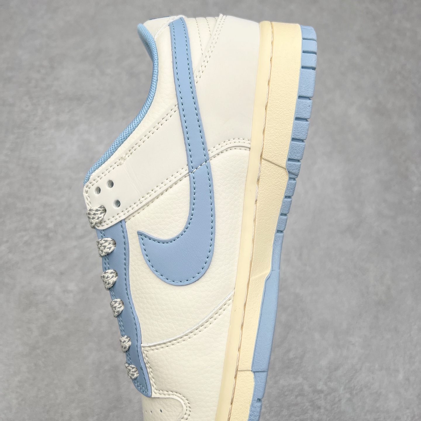 图片[7]-NK Dunk Low 定制配色 XS6089-503 大厂出品 极力推荐 原装头层材料 独家版型蒸餾加工帶來的是更好的视觉和脚感体验大厂纯原品质出货 清洁度 电绣工艺 皮料切割干净无任何毛边 细节完美 实拍调校N版已经零色差零失真 百分百还原实物色彩所见即所得 不存在货不对板色差等低级问题 选购参考实物拍摄 不混卖不参货 只用心做好货严格选品 承诺混一赔十 尺码：36 36.5 37.5 38 38.5 39 40 40.5 41 42 42.5 43 44 44.5 45-选品中心