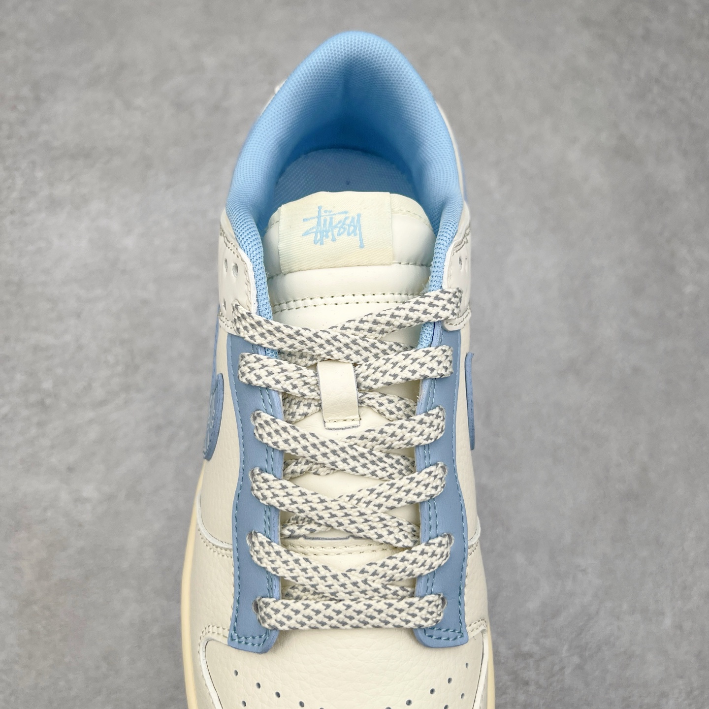 图片[5]-NK Dunk Low 定制配色 XS6089-503 大厂出品 极力推荐 原装头层材料 独家版型蒸餾加工帶來的是更好的视觉和脚感体验大厂纯原品质出货 清洁度 电绣工艺 皮料切割干净无任何毛边 细节完美 实拍调校N版已经零色差零失真 百分百还原实物色彩所见即所得 不存在货不对板色差等低级问题 选购参考实物拍摄 不混卖不参货 只用心做好货严格选品 承诺混一赔十 尺码：36 36.5 37.5 38 38.5 39 40 40.5 41 42 42.5 43 44 44.5 45-选品中心