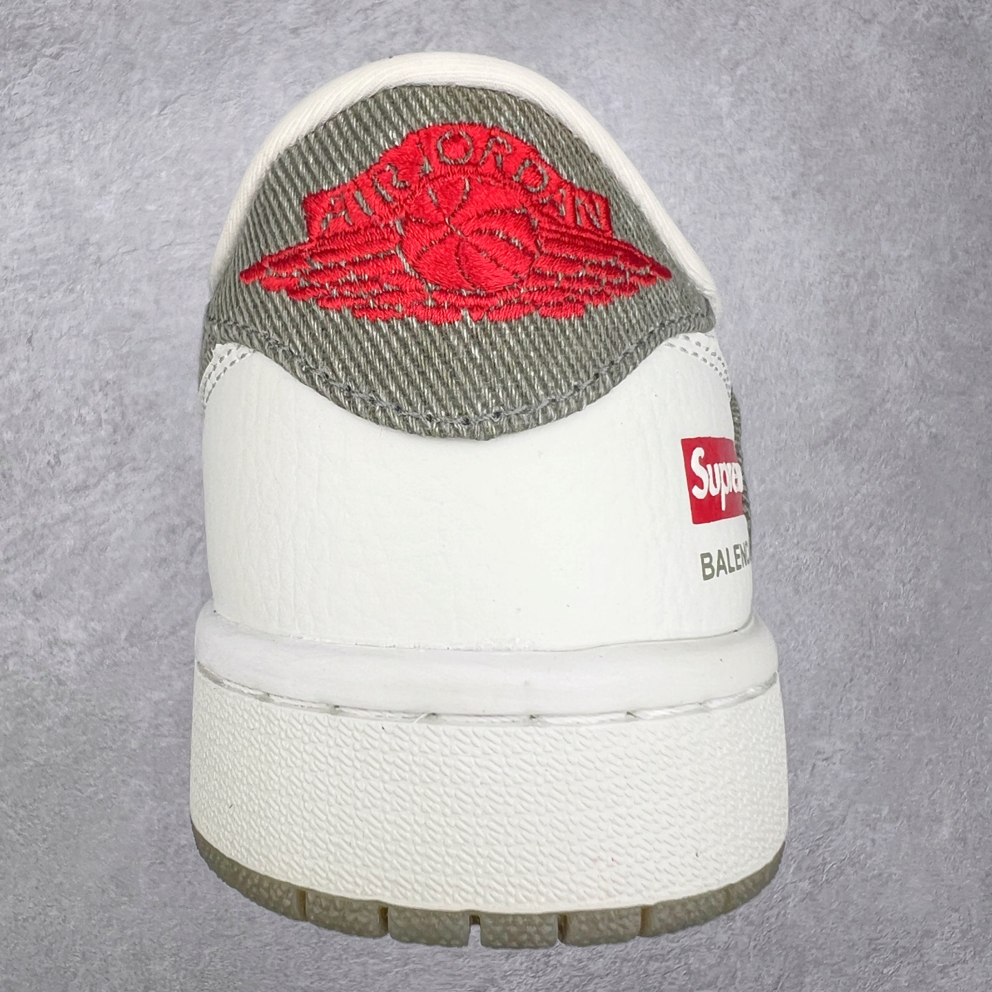 图片[8]-TS x Air Jordan AJ1 Low 倒钩低帮联名定制配色 JH6088-609 原厂内置气垫魔块 A模大底 头层小牛皮 鞋舌AJ原厂专用牛津布+AJ专用反口珍珠布+原厂无杂质高弹内里海棉+特殊封边弹力鞋带 实拍调校N版已经零色差零失真 百分百还原实物色彩所见即所得 不存在货不对板色差等低级问题 选购参考实物拍摄 不混卖不参货 只用心做好货严格选品 承诺混一赔十 尺码：36 36.5 37.5 38 38.5 39 40 40.5 41 42 42.5 43 44 44.5 45-选品中心