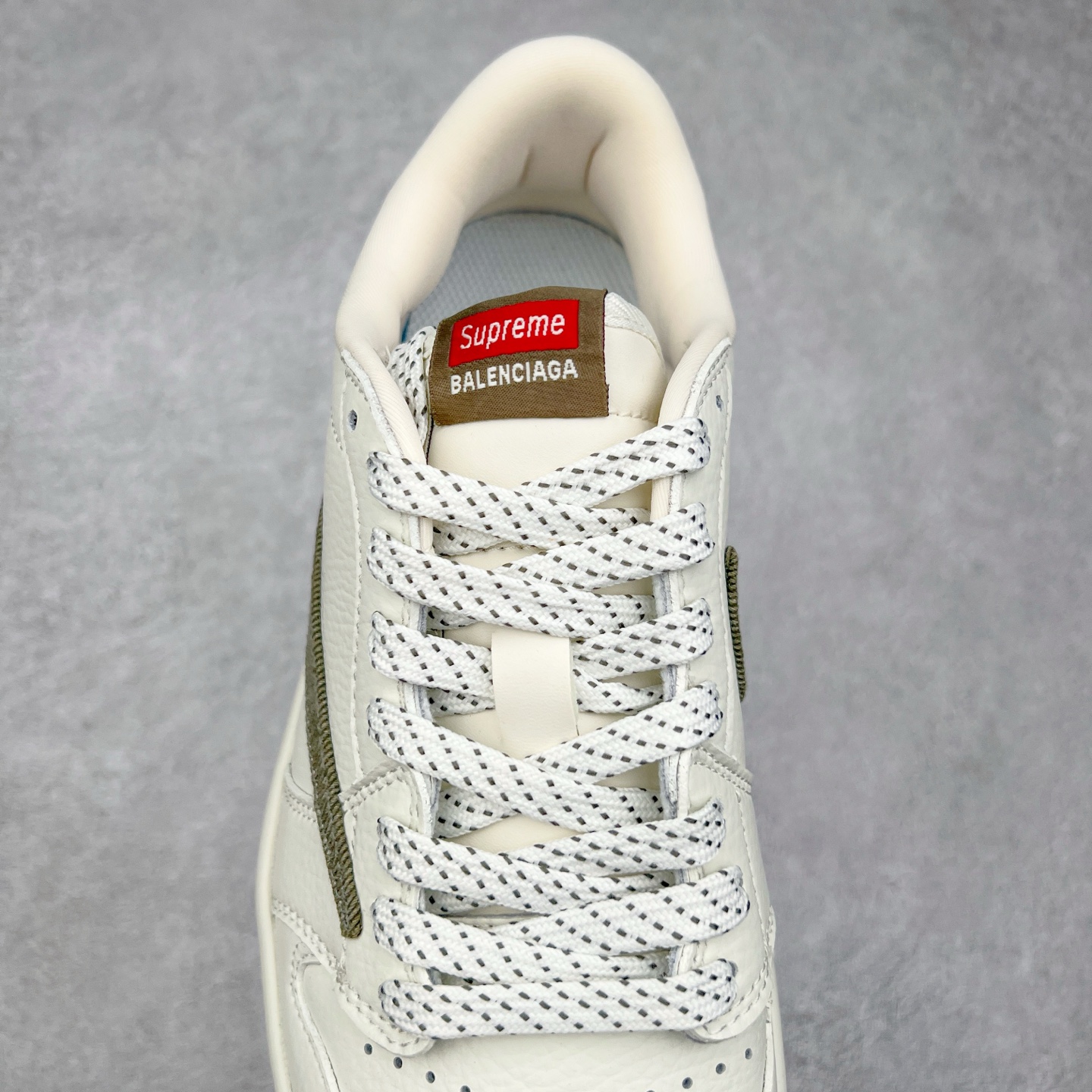 图片[5]-TS x Air Jordan AJ1 Low 倒钩低帮联名定制配色 JH6088-609 原厂内置气垫魔块 A模大底 头层小牛皮 鞋舌AJ原厂专用牛津布+AJ专用反口珍珠布+原厂无杂质高弹内里海棉+特殊封边弹力鞋带 实拍调校N版已经零色差零失真 百分百还原实物色彩所见即所得 不存在货不对板色差等低级问题 选购参考实物拍摄 不混卖不参货 只用心做好货严格选品 承诺混一赔十 尺码：36 36.5 37.5 38 38.5 39 40 40.5 41 42 42.5 43 44 44.5 45-选品中心