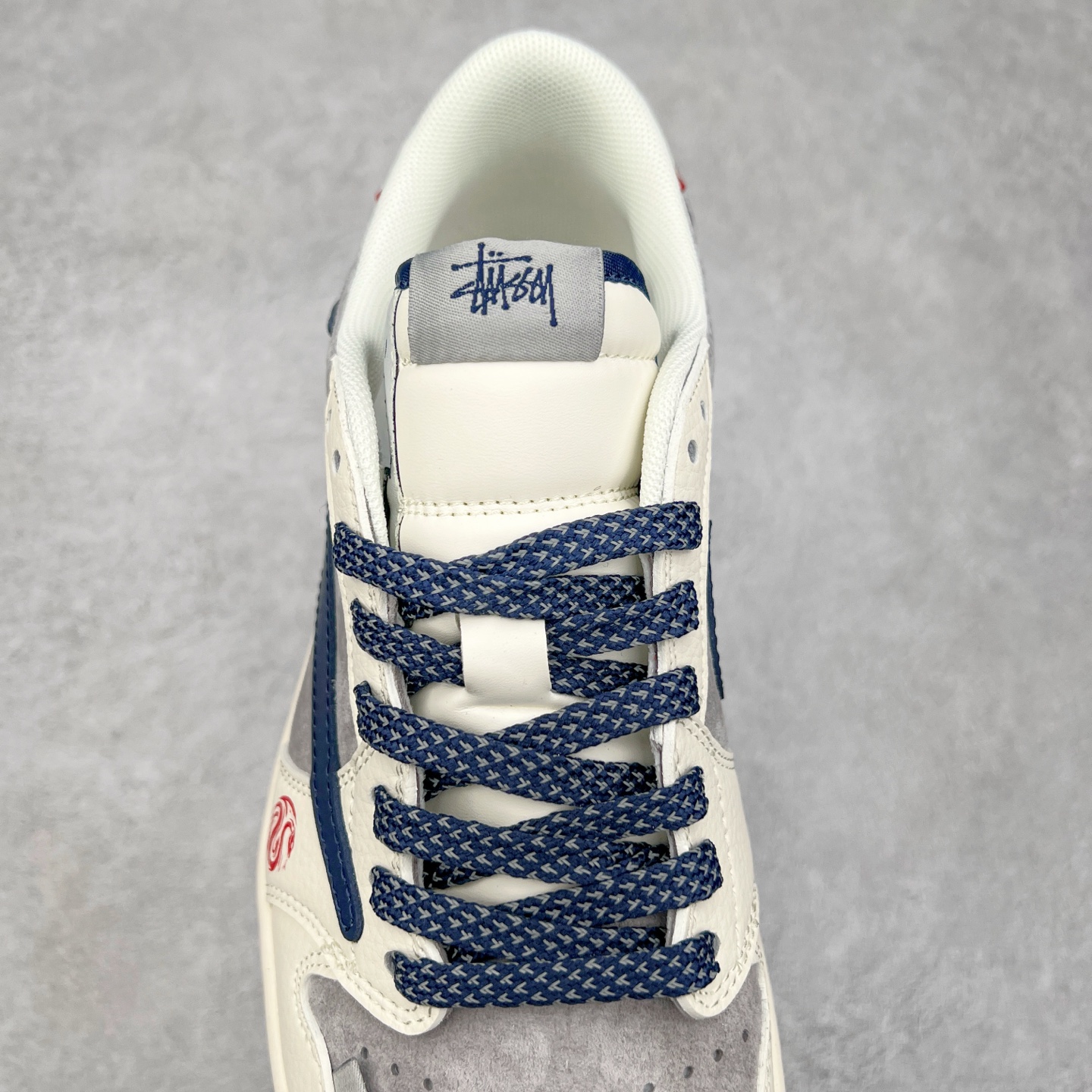 图片[5]-TS x Air Jordan AJ1 Low 倒钩低帮联名定制配色 SJ2068-143 原厂内置气垫魔块 A模大底 头层小牛皮 鞋舌AJ原厂专用牛津布+AJ专用反口珍珠布+原厂无杂质高弹内里海棉+特殊封边弹力鞋带 实拍调校N版已经零色差零失真 百分百还原实物色彩所见即所得 不存在货不对板色差等低级问题 选购参考实物拍摄 不混卖不参货 只用心做好货严格选品 承诺混一赔十 尺码：36 36.5 37.5 38 38.5 39 40 40.5 41 42 42.5 43 44 44.5 45-选品中心