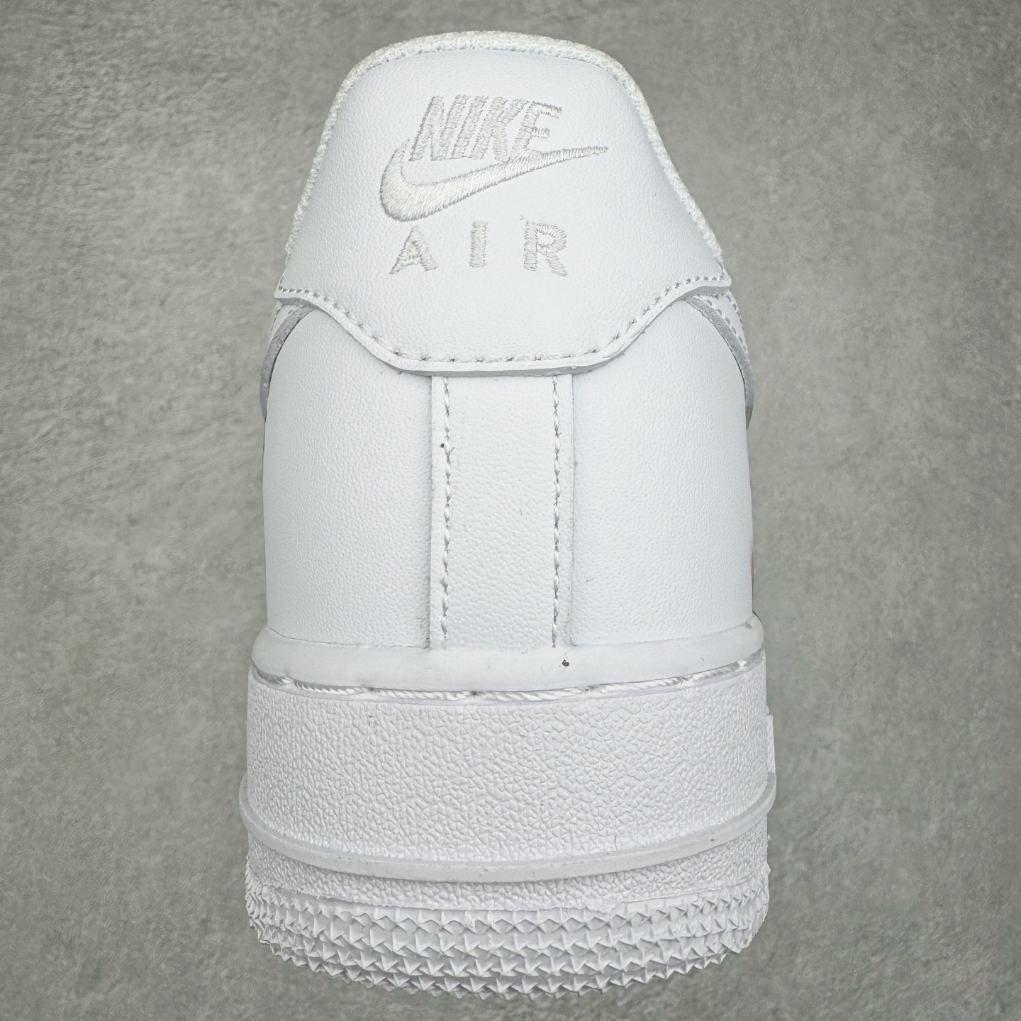 ＃福利特价‼️
NK Air Force 1 07 空军一号经典低帮板鞋 哪吒 CW2288-111 全