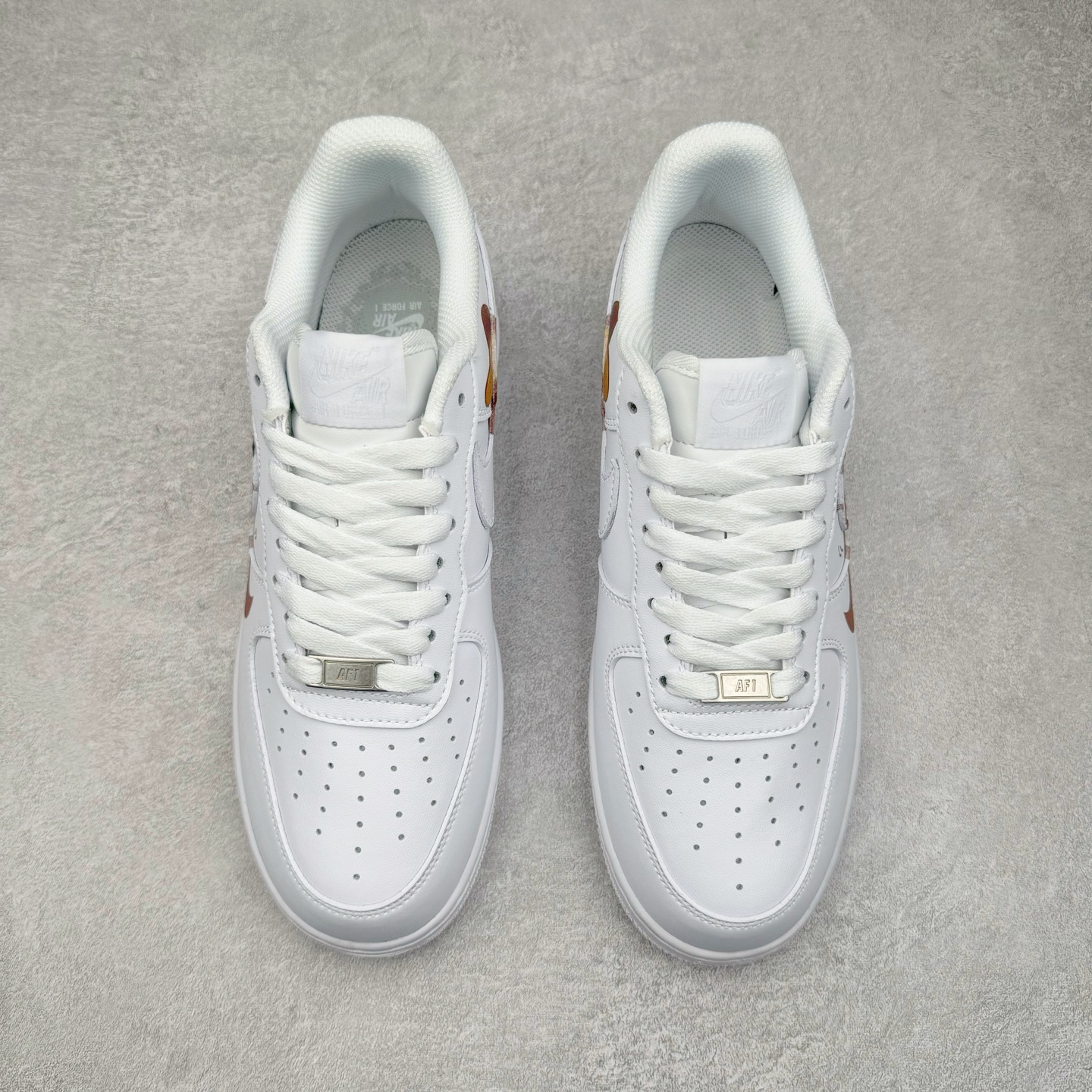 ＃福利特价‼️
NK Air Force 1 07 空军一号经典低帮板鞋 哪吒 CW2288-111 全