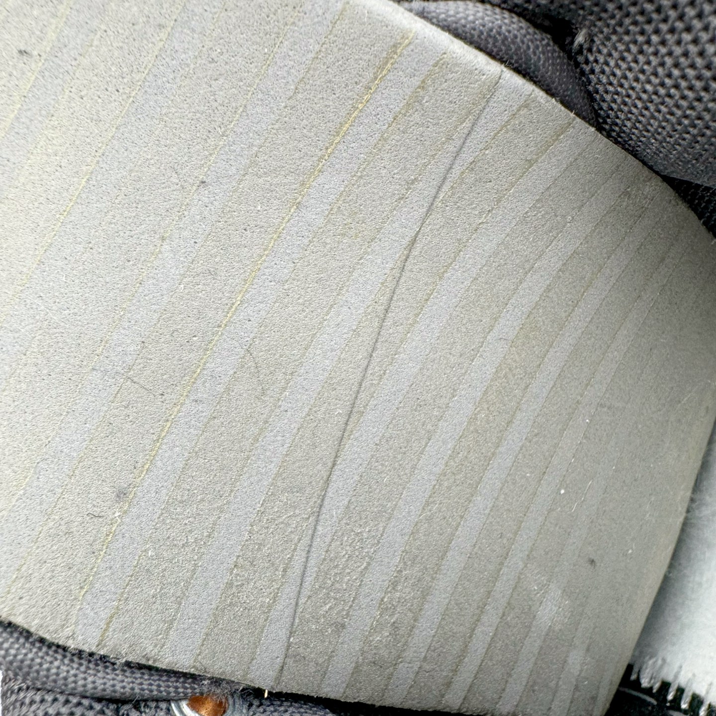 图片[22]-＃YC纯原 NK Dunk Low 和平与爱 GB1220-010 定制系列天花板 无原鞋不开发 全系列得物原鞋一比一校对开发 配色持续更新中 终端对接 优势输出 全套原厂楦头原纸板数据档案倾力打造 原汁原味莞产 极致还原 圈内最强针车工艺 高端零售指定版 广东原厂配套原盒原标 鞋盒分三个尺码段 原厂冲刀 超高清洁度 全鞋零毛边皮料切割 采用原厂百宏鞋带以及原厂百宏织唛舌标 内标可供原厂几率过验 进口原装条纹中底布 四线拉帮白色点胶 原厂拉帮手法遵循公司 原厂电绣 极致还原 尺码：36 36.5 37.5 38 38.5 39 40 40.5 41 42 42.5 43 44 44.5 45 46-选品中心