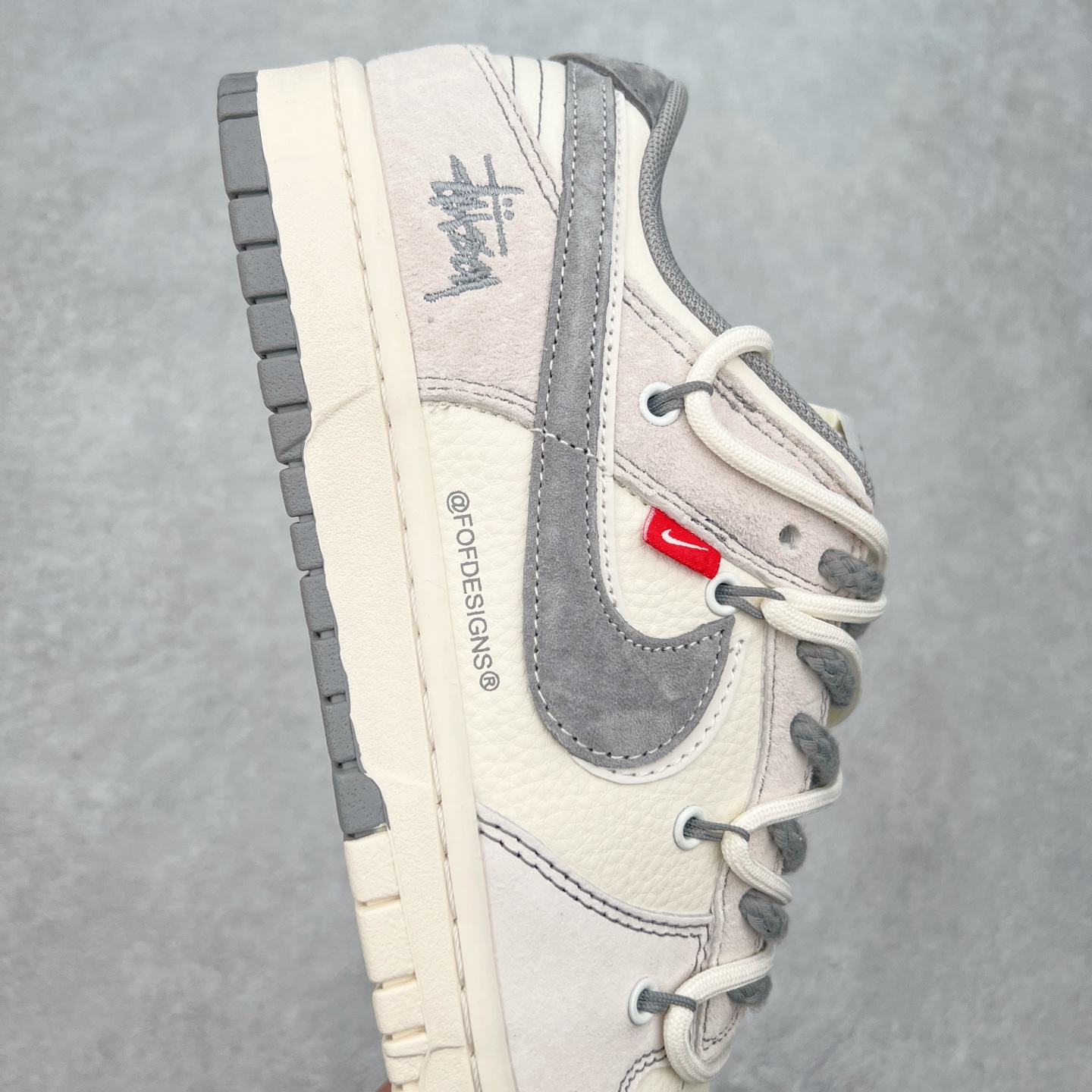 图片[6]-NK Dunk Low 定制配色 YX5066-243 大厂出品 极力推荐 原装头层材料 独家版型蒸餾加工帶來的是更好的视觉和脚感体验大厂纯原品质出货 清洁度 电绣工艺 皮料切割干净无任何毛边 细节完美 实拍调校N版已经零色差零失真 百分百还原实物色彩所见即所得 不存在货不对板色差等低级问题 选购参考实物拍摄 不混卖不参货 只用心做好货严格选品 承诺混一赔十 尺码：36 36.5 37.5 38 38.5 39 40 40.5 41 42 42.5 43 44 44.5 45-选品中心