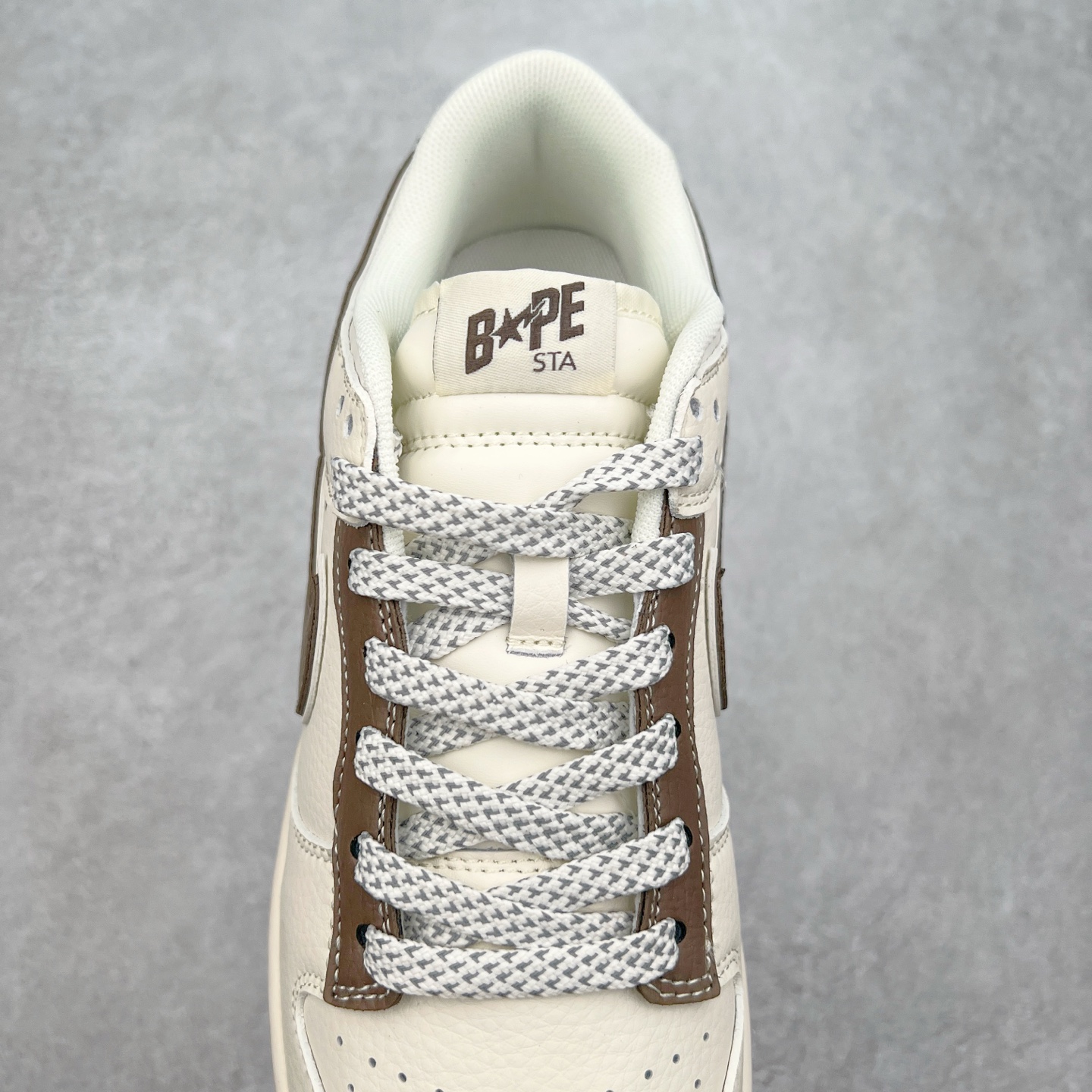 图片[5]-NK Dunk Low 定制配色 XS6089-514 大厂出品 极力推荐 原装头层材料 独家版型蒸餾加工帶來的是更好的视觉和脚感体验大厂纯原品质出货 清洁度 电绣工艺 皮料切割干净无任何毛边 细节完美 实拍调校N版已经零色差零失真 百分百还原实物色彩所见即所得 不存在货不对板色差等低级问题 选购参考实物拍摄 不混卖不参货 只用心做好货严格选品 承诺混一赔十 尺码：36 36.5 37.5 38 38.5 39 40 40.5 41 42 42.5 43 44 44.5 45-选品中心