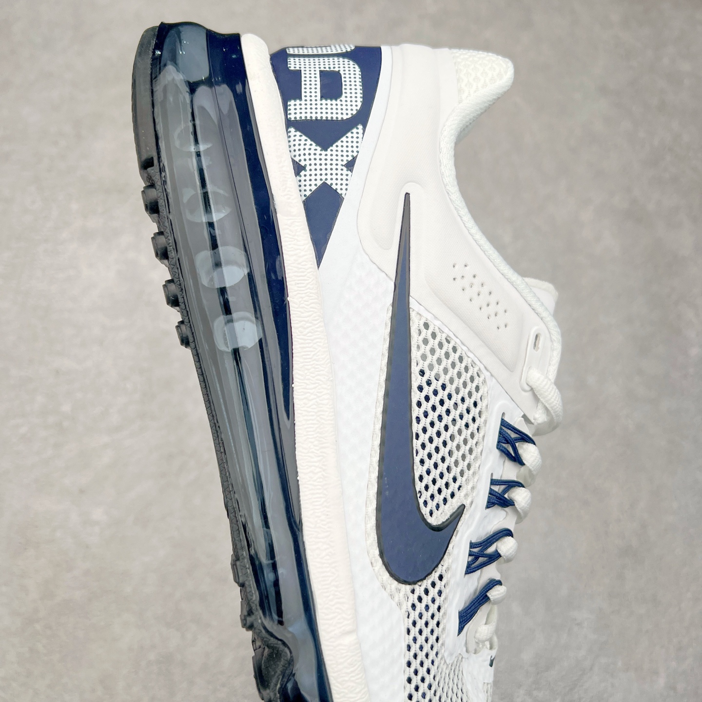 图片[6]-＃纯原 NK Air Max 2013 经典舒适时尚耐磨透气低帮气垫跑步鞋 HF3660-101 携时尚设计闪亮回归 出众有型 采用网眼布细节和运动风无缝覆面 助你保持清爽感受 塑就焕新造型 经典 Flywire 设计搭配经典全掌型 Max Air 缓震配置 缔造出众舒适感和支撑效果实拍调校N版已经零色差零失真 百分百还原实物色彩所见即所得 不存在货不对板色差等低级问题 选购参考实物拍摄 不混卖不参货 只用心做好货严格选品 承诺混一赔十 尺码：35.5 36 36.5 37.5 38 38.5 39 40 40.5 41 42 42.5 43 44 44.5 45 46 46.5-选品中心