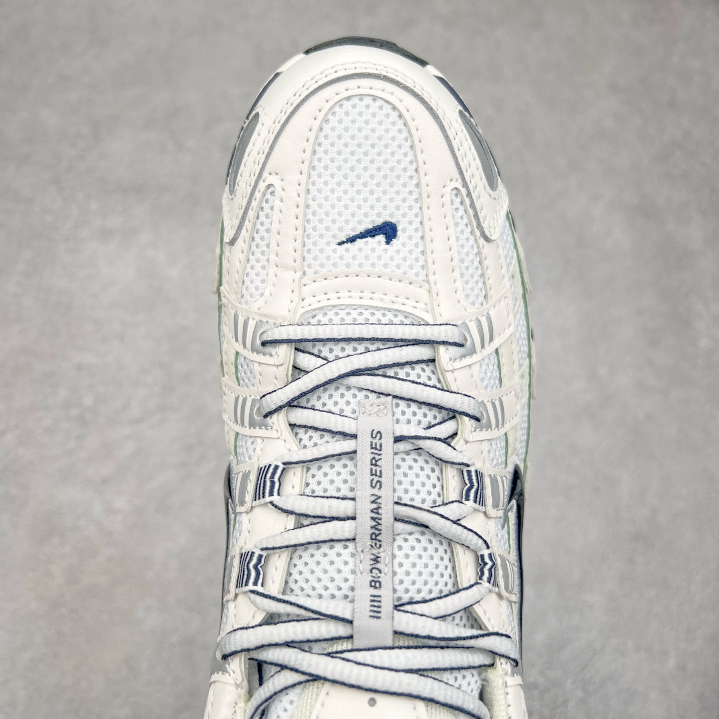 图片[4]-＃A1 NK P-6000 系列低帮复古老爹风休闲运动舒适慢跑鞋 CD6404-018 购入原鞋原装纸板楦头开发 独家私模四层组合大底 市场唯一正确版本 良心定价 新配色陆续出货 进口三文治网面 融合 Pegasus 过往运动鞋设计 助力 21 世纪早期跑步运动跃升时尚新高度 采用透气网眼布、运动风格线条和耐穿覆面 兼具吸睛外观和舒适感受 中底泡绵以田径赛道为灵感 打造厚实设计 缔造出众缓震性能 尺码：36 36.5 37.5 38 38.5 39 40 40.5 41 42 42.5 43 44 44.5 45 46-选品中心