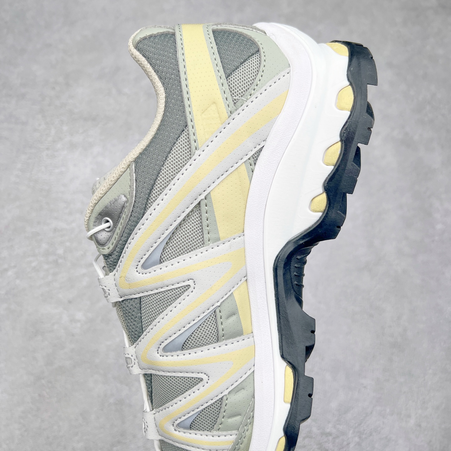 图片[7]-＃GD Salomon XT-QUEST ADV 萨洛蒙潮流越野机能户外功能鞋 纯原外贸平台特供订单 耗时半年巨作 全套原纸板楦头开发 原厂特供网布配套加持 确保原汁原味 完美呈现版型 原档数据独家私模五层组合大底 男女鞋同步官方开发至46.5 原装Ortholite轻量化鞋垫 中底布带钢印编号 原厂TPU锁扣 进口港宝加持 后跟自然饱满 还原公司包裹性 基于 SALOMON 初代 XT 鞋身造型并搭载 4D ADVANCED CHASSIS™ 大底打造而成 为这款 XT-QUEST 带来了多项足部控制与保护等功能性 如在运动过程中控制左右晃动的过程而提高稳定性、改善长途越野过程中足中到足尖的过渡、提高感知岩石的精确度以抵抗尖锐物体对脚底的伤害以及采用动态缓冲来增强穿着舒适感 从而减轻疲劳感 使 XT-QUEST 成为一双舒适且安全的户外之履 尺码：36 36.5 37.5 38 38.5 39 40 40.5 41 42 42.5 43 44 44.5 45 46 46.5-选品中心