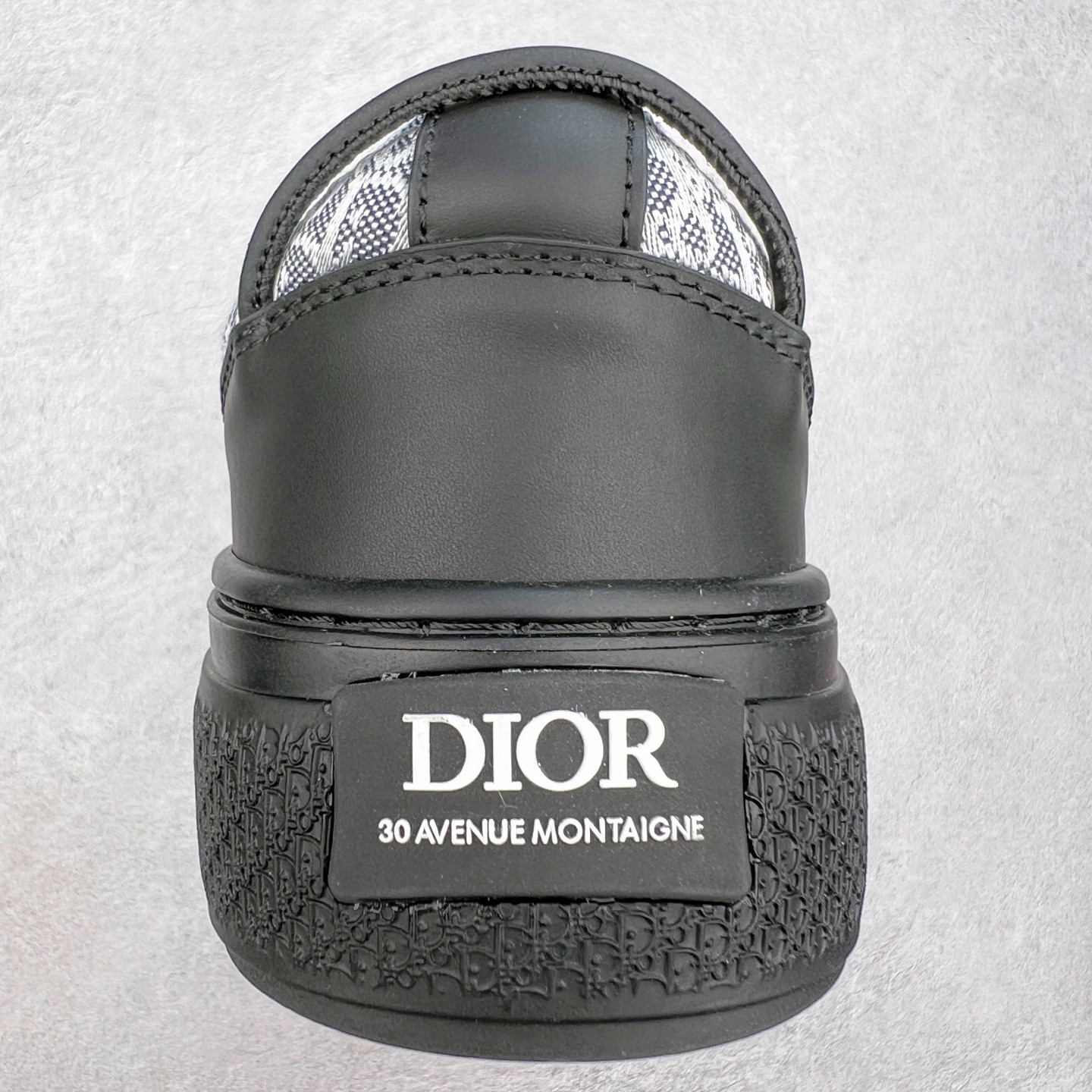 图片[8]-＃纯原 Dior B33 迪奥印花系带时尚运动板鞋网球鞋 全套原厂新版原纸板楦头开发 原厂特供皮料加持 原档数据大底 高频字母排版细节 还原 Zp 高端零售特供批次 2023秋季新品 彰显非凡的精湛工艺 重新诠释经典的网球鞋 时尚的廓形突显厚实感 采用全新的拉绒马海毛针织面料 突显柔软触感与富有层次感的流行色彩 搭配棕色绒面革镶片提升格调 别具一格的加垫鞋舌点缀以压花效果Dior标志 后侧点缀以Dior 30Avenue Montaigne标志 可为各式休闲造型增添时尚气质 尺码：40 41 42 43 44 45 46-选品中心