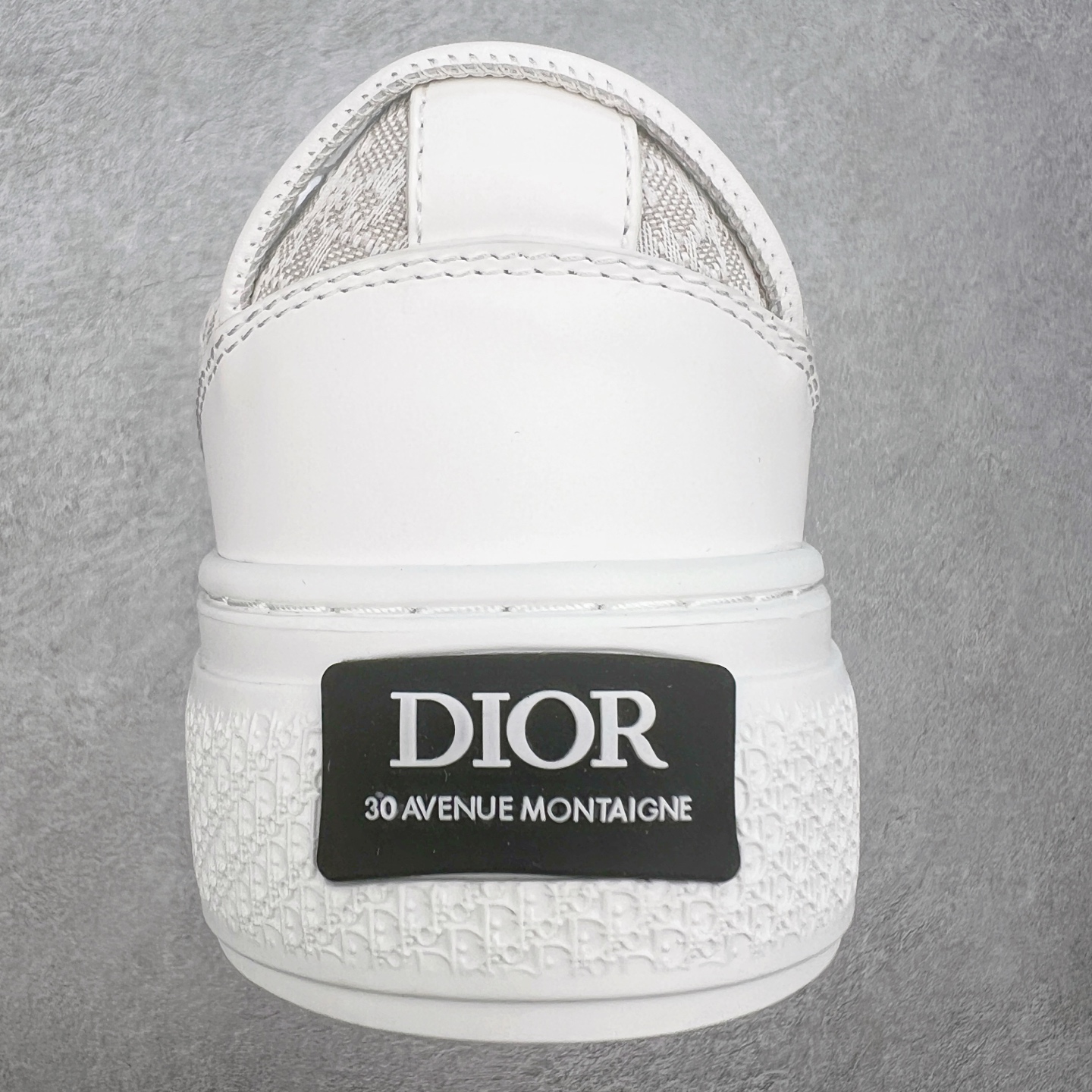 图片[8]-＃纯原 Dior B33 迪奥印花系带时尚运动板鞋网球鞋 全套原厂新版原纸板楦头开发 原厂特供皮料加持 原档数据大底 高频字母排版细节 还原 Zp 高端零售特供批次 2023秋季新品 彰显非凡的精湛工艺 重新诠释经典的网球鞋 时尚的廓形突显厚实感 采用全新的拉绒马海毛针织面料 突显柔软触感与富有层次感的流行色彩 搭配棕色绒面革镶片提升格调 别具一格的加垫鞋舌点缀以压花效果Dior标志 后侧点缀以Dior 30Avenue Montaigne标志 可为各式休闲造型增添时尚气质 尺码：40 41 42 43 44 45 46-选品中心