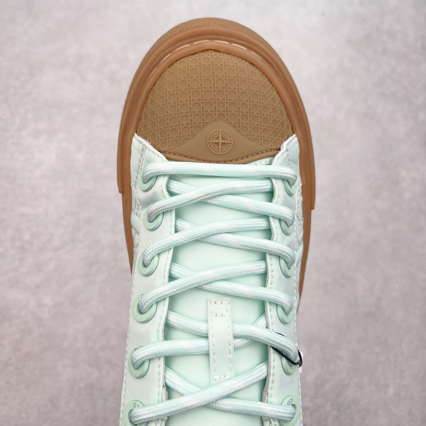 图片[4]-＃纯原 Dior B33 迪奥印花系带时尚运动板鞋网球鞋 全套原厂新版原纸板楦头开发 原厂特供皮料加持 原档数据大底 高频字母排版细节 还原 Zp 高端零售特供批次 2023秋季新品 彰显非凡的精湛工艺 重新诠释经典的网球鞋 时尚的廓形突显厚实感 采用全新的拉绒马海毛针织面料 突显柔软触感与富有层次感的流行色彩 搭配棕色绒面革镶片提升格调 别具一格的加垫鞋舌点缀以压花效果Dior标志 后侧点缀以Dior 30Avenue Montaigne标志 可为各式休闲造型增添时尚气质 尺码：40 41 42 43 44 45 46-选品中心