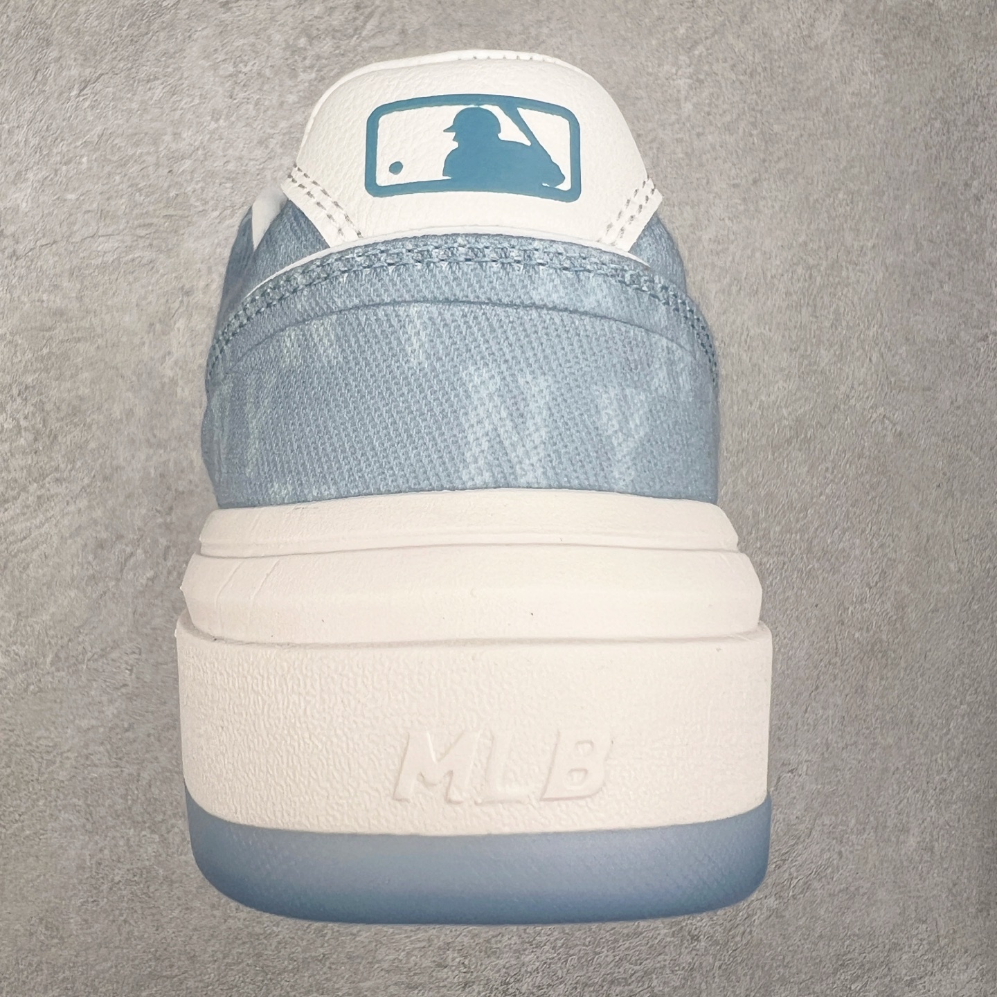 图片[8]-MLB Chunky Liner Basic 复古印花学长鞋系列低帮轻量增高厚底百搭休闲运动慢跑鞋板鞋 Korea韩国联名NY美国榄球纽约洋基队限定 韩国代购专供 全套原楦原纸板原厂数据开发 正确中底拉帮中底网布细节 平台代购专供 左脚内置芯片 韩国代购吊牌标贴 独家一比一RB+MD组合大底 高频后跟小人Logo精准对位立体饱满 正确网布加超迁鞋面 转印中底走线紧密 转印Logo工艺表层防刮不掉色 尺码：35 36 36.5 37.5 38 38.5 39 40 40.5 41 42 42.5 43 44 45-选品中心