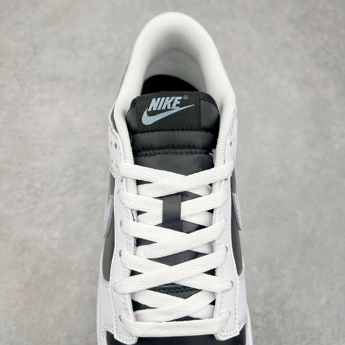 图片[5]-＃K1 NK Dunk Low IB4620-141 全新支线性价比拉满 迎合行情定价 正确头层皮料 细节均购入原鞋校对开发 全套原纸板楦头加持 细节品控鞋型稳定 独家私模官方最新原厂磨具打造大底 鞋头坡度极致还原 原盒原配 玻璃冲刀 超高清洁度 全鞋零毛边皮料切割 正确中底布背胶中底布拉帮走线 尺码：36 36.5 37.5 38 38.5 39 40 40.5 41 42 42.5 43 44 44.5 45 46-选品中心