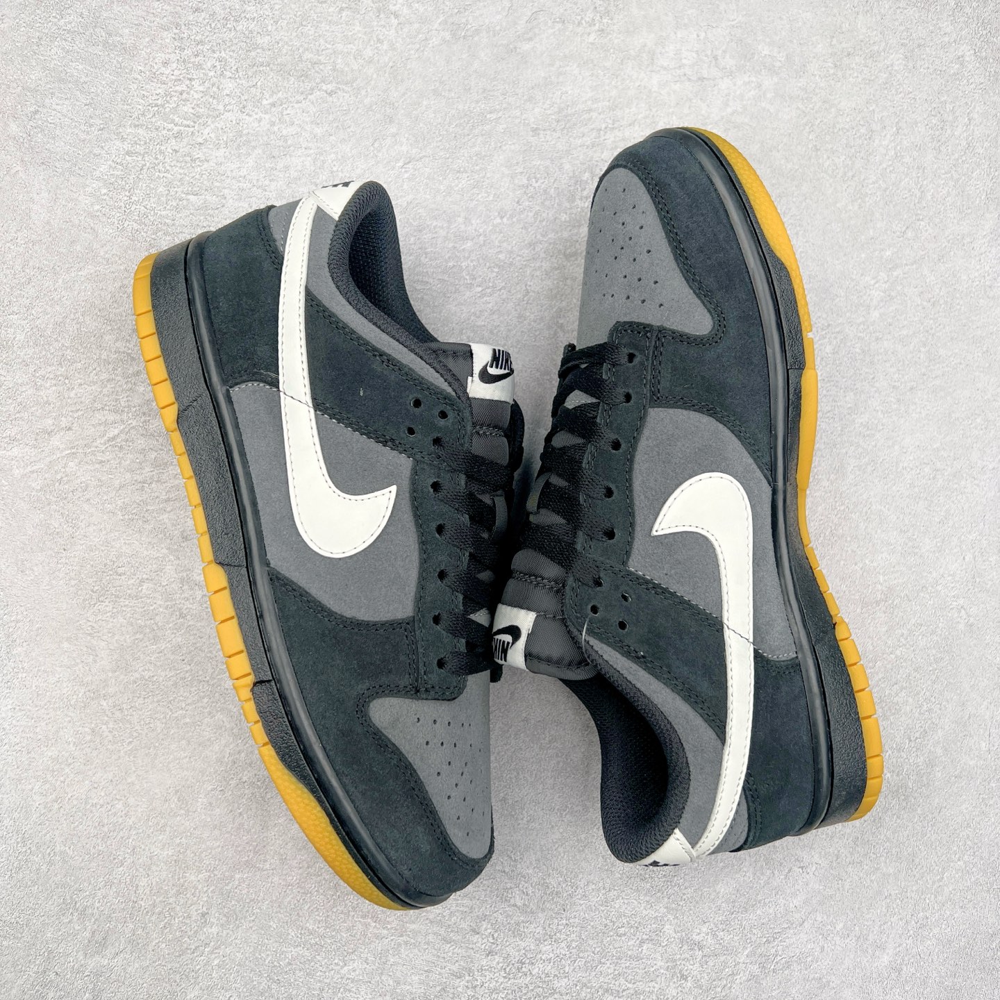 图片[3]-＃F版 NK Dunk Low 黑灰 HQ1931-001 性价比王者 极限压缩利润空间 超乎所想的高性价比 用料绝不含糊 原盒原配 正确耐磨橡胶大底 超高清洁度 全鞋零毛边皮料切割 全套原楦原模倾力打造完美版型 尺码：36 36.5 37.5 38 38.5 39 40 40.5 41 42 42.5 43 44 44.5 45 46 47.5-选品中心