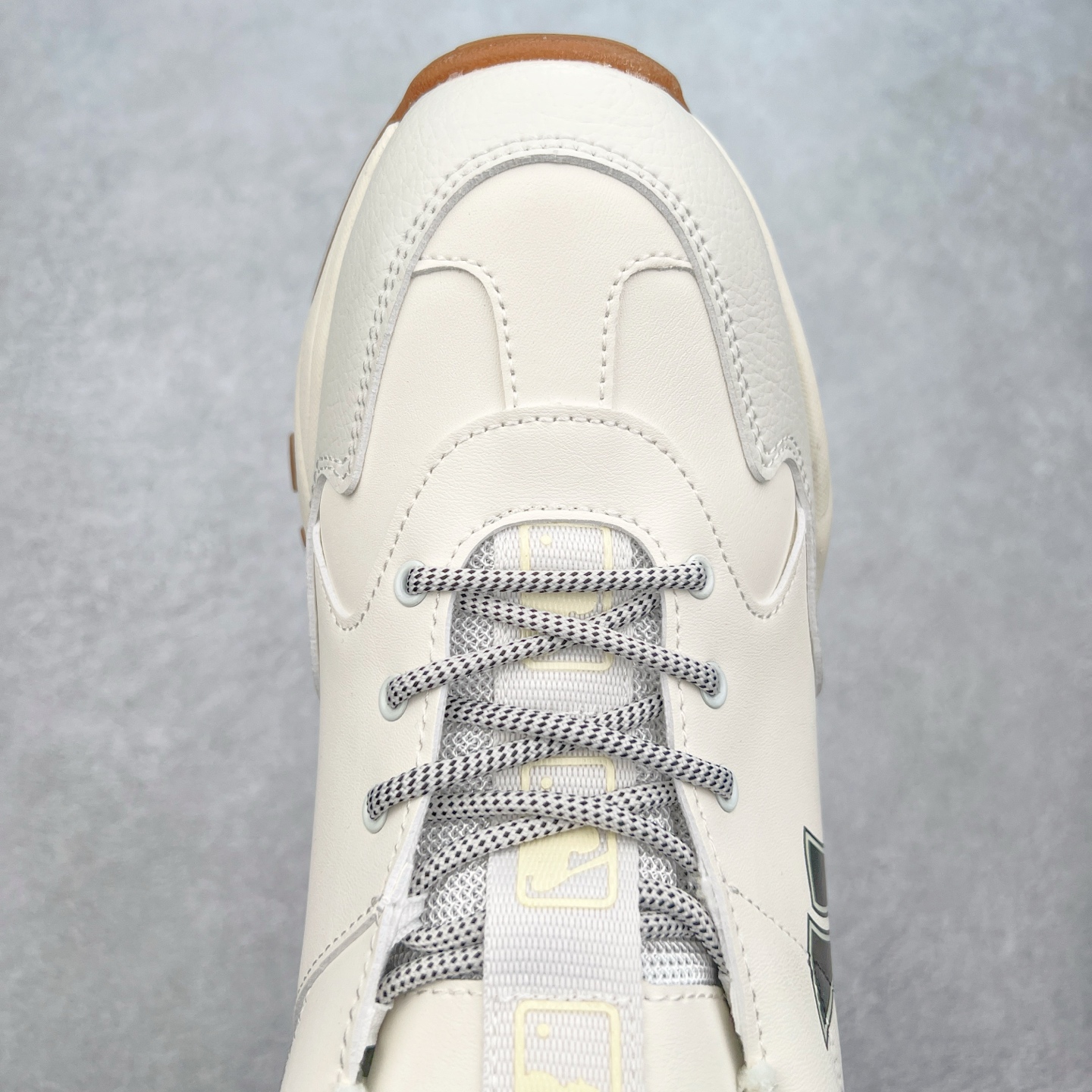 图片[4]-＃MLB盲盒福利 MLB Big Ball Chunky 复古印花老爹鞋系列低帮轻量增高厚底百搭休闲运动慢跑鞋 白菜价亏本清仓套现转新款 机不可失 好好把握 随机一双 只选尺码 商品款式均为上架顶级款式 单品零售价格2×× 保证稳赚不赔 无通货 无烂货 会有轻微瑕疵的情况 友情提醒 买到是亏还是赚 每个人定义不同福袋闷包理论上和赌博心理相同玩的就是惊喜 玩的就是心跳活动商品无严重质量问题不退换‼️尺码：35 36 36.5 37 38 38.5 39 40 40.5 41 42 42.5 43 44 44.5 45-选品中心