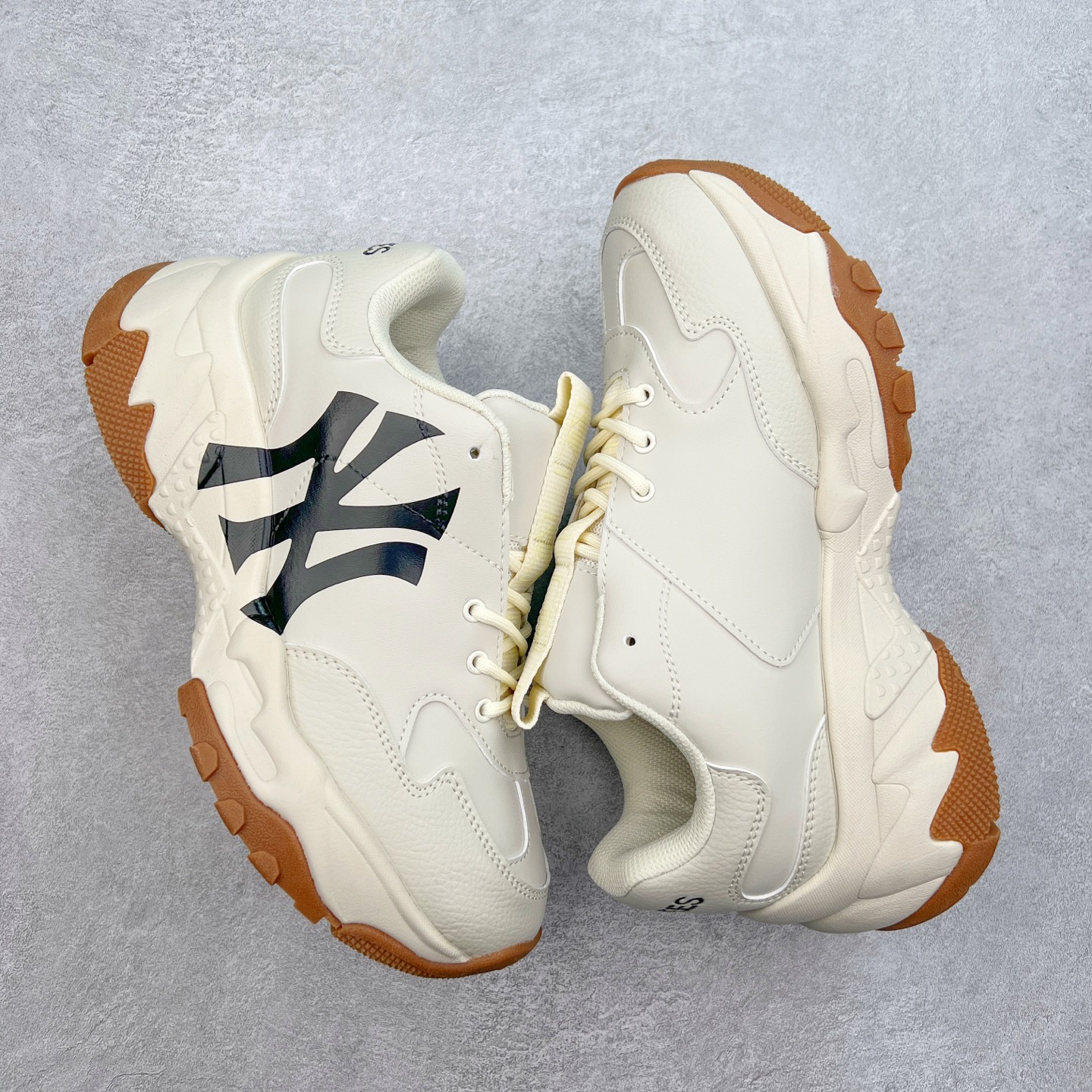 图片[3]-＃MLB盲盒福利 MLB Big Ball Chunky 复古印花老爹鞋系列低帮轻量增高厚底百搭休闲运动慢跑鞋 白菜价亏本清仓套现转新款 机不可失 好好把握 随机一双 只选尺码 商品款式均为上架顶级款式 单品零售价格2×× 保证稳赚不赔 无通货 无烂货 会有轻微瑕疵的情况 友情提醒 买到是亏还是赚 每个人定义不同福袋闷包理论上和赌博心理相同玩的就是惊喜 玩的就是心跳活动商品无严重质量问题不退换‼️尺码：35 36 36.5 37 38 38.5 39 40 40.5 41 42 42.5 43 44 44.5 45-选品中心