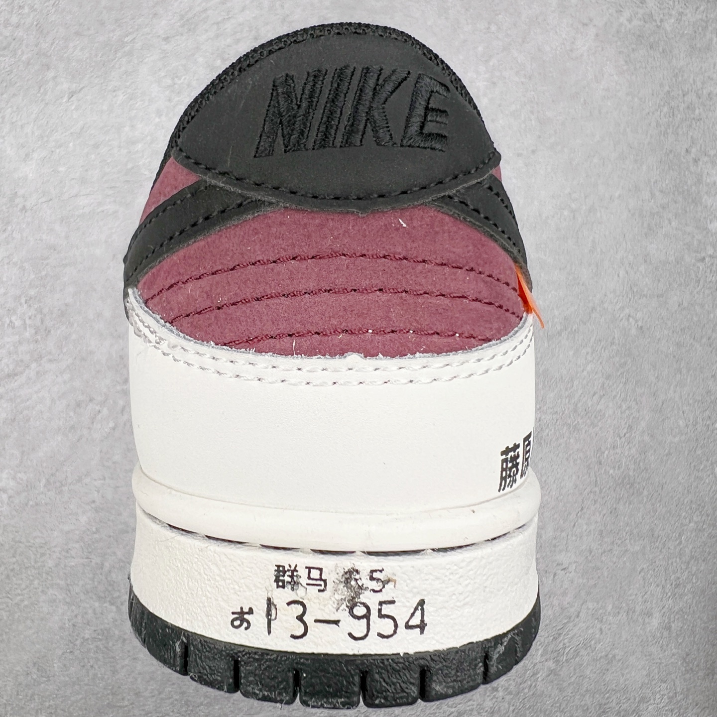 图片[8]-＃特价福利 NK Dunk Low 定制配色 大厂出品 极力推荐 原装头层材料 独家版型蒸餾加工帶來的是更好的视觉和脚感体验大厂纯原品质出货 清洁度 电绣工艺 皮料切割干净无任何毛边 细节完美 尺码：36 36.5 37.5 38 38.5 39 40 40.5 41 42 42.5 43 44 44.5 45 46-选品中心