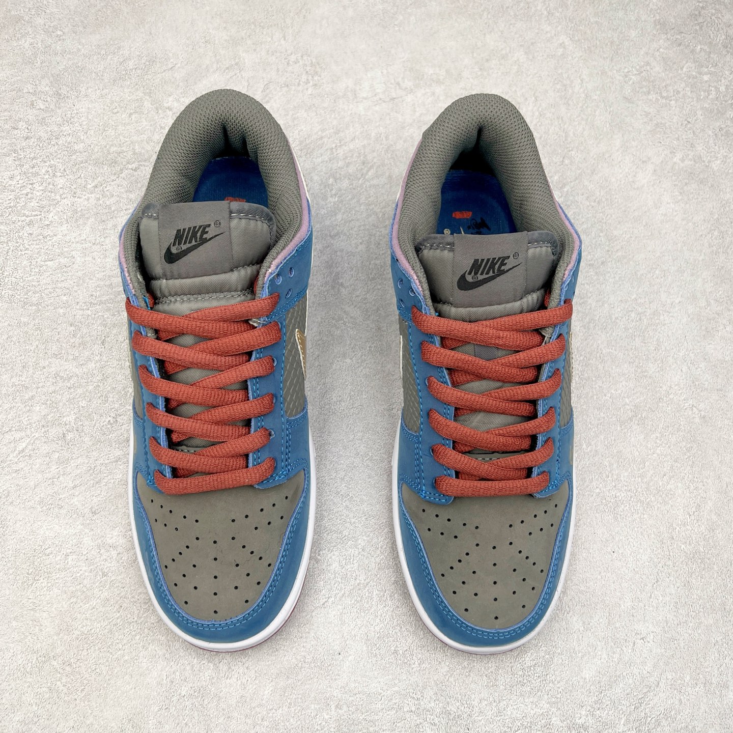 图片[2]-＃特价福利 NK Dunk Low 定制配色 大厂出品 极力推荐 原装头层材料 独家版型蒸餾加工帶來的是更好的视觉和脚感体验大厂纯原品质出货 清洁度 电绣工艺 皮料切割干净无任何毛边 细节完美 尺码：36 36.5 37.5 38 38.5 39 40 40.5 41 42 42.5 43 44 44.5 45 46-选品中心