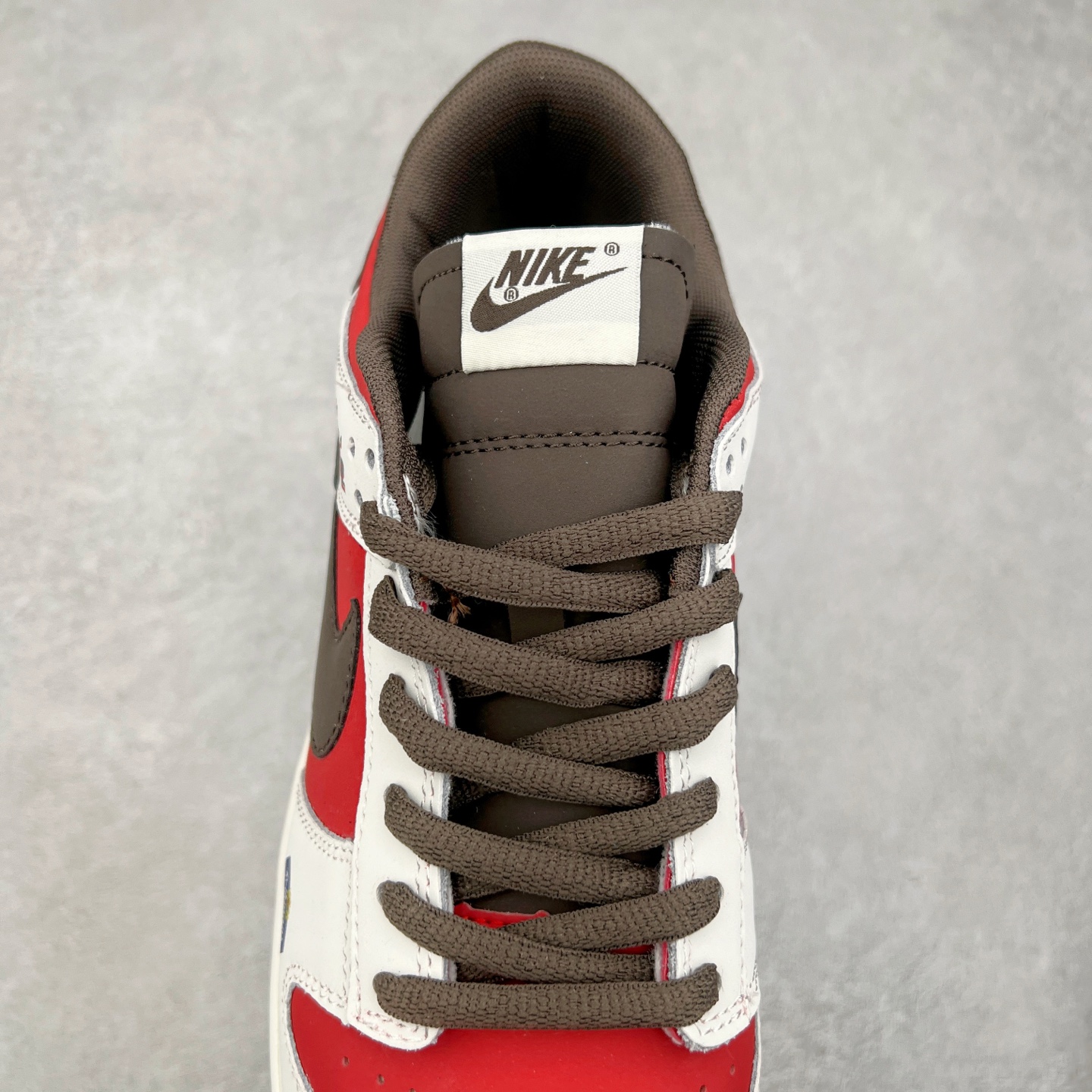 图片[5]-＃特价福利 NK Dunk Low 定制配色 大厂出品 极力推荐 原装头层材料 独家版型蒸餾加工帶來的是更好的视觉和脚感体验大厂纯原品质出货 清洁度 电绣工艺 皮料切割干净无任何毛边 细节完美 尺码：36 36.5 37.5 38 38.5 39 40 40.5 41 42 42.5 43 44 44.5 45 46-选品中心