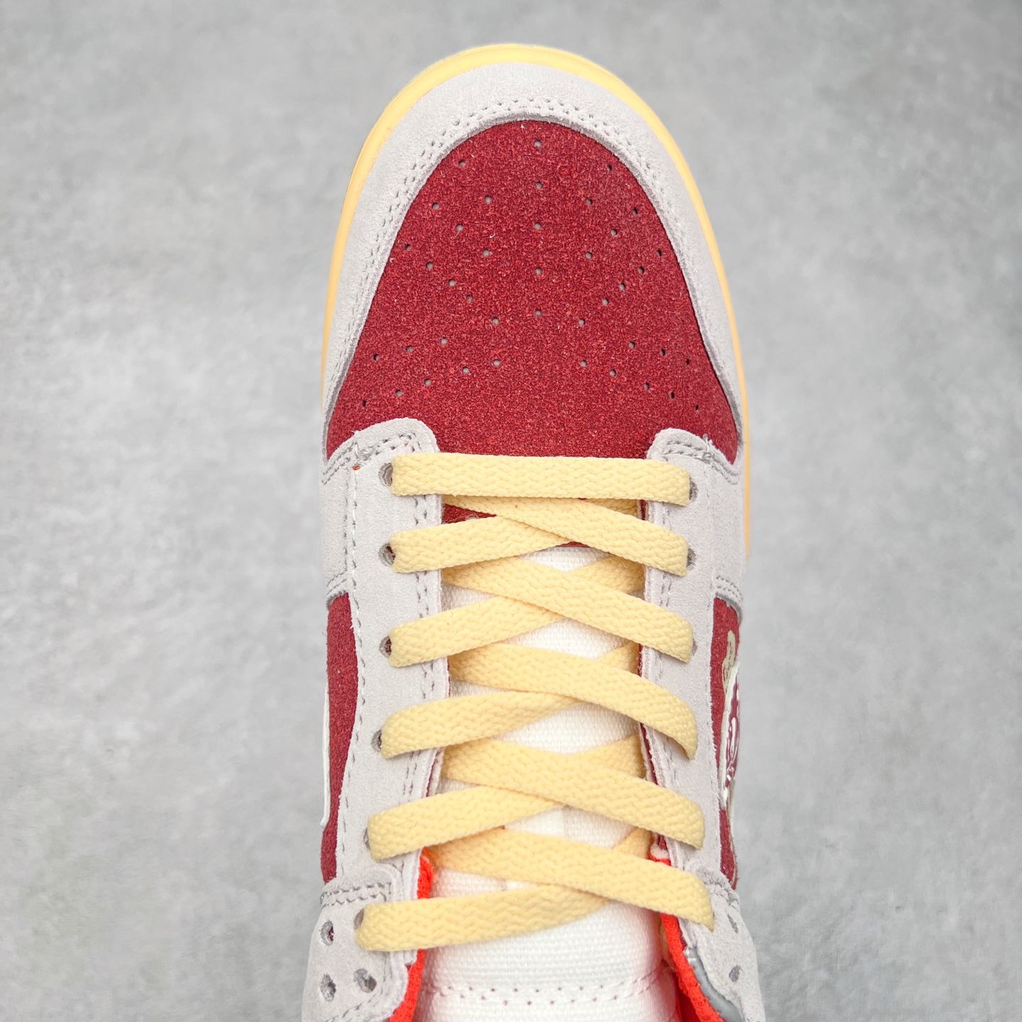 图片[4]-＃特价福利 NK Dunk Low 定制配色 大厂出品 极力推荐 原装头层材料 独家版型蒸餾加工帶來的是更好的视觉和脚感体验大厂纯原品质出货 清洁度 电绣工艺 皮料切割干净无任何毛边 细节完美 尺码：36 36.5 37.5 38 38.5 39 40 40.5 41 42 42.5 43 44 44.5 45 46-选品中心