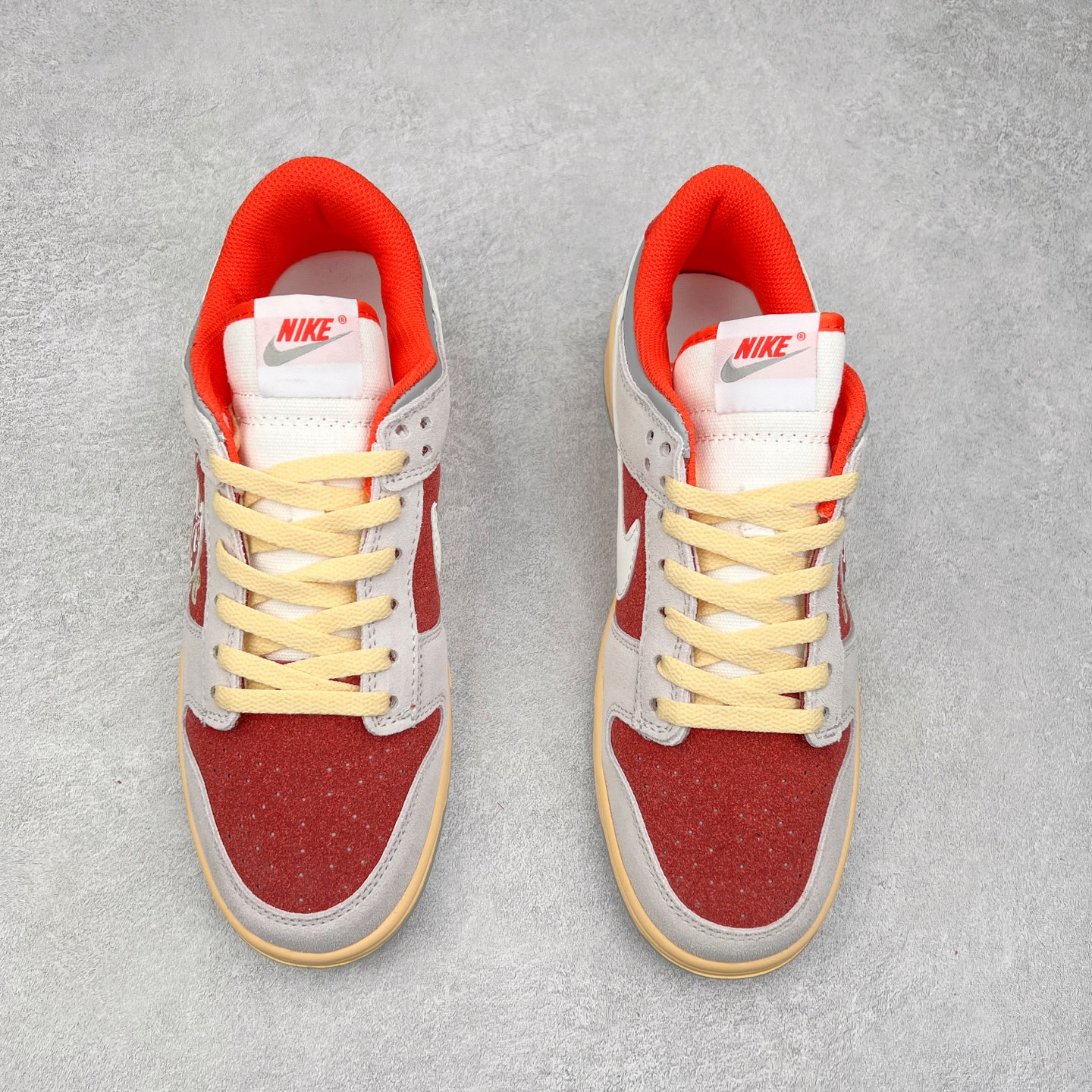 图片[2]-＃特价福利 NK Dunk Low 定制配色 大厂出品 极力推荐 原装头层材料 独家版型蒸餾加工帶來的是更好的视觉和脚感体验大厂纯原品质出货 清洁度 电绣工艺 皮料切割干净无任何毛边 细节完美 尺码：36 36.5 37.5 38 38.5 39 40 40.5 41 42 42.5 43 44 44.5 45 46-选品中心