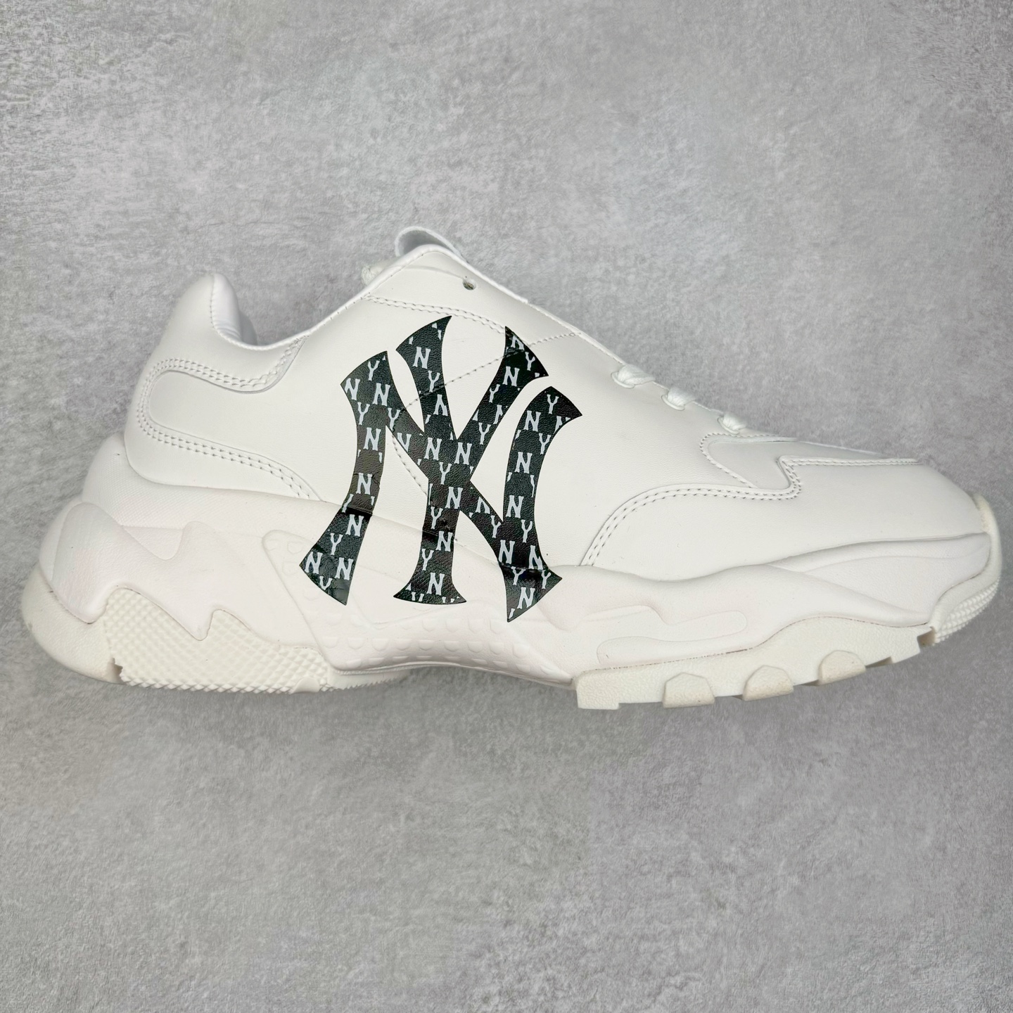 图片[4]-＃MLB盲盒福利 MLB Big Ball Chunky 复古印花老爹鞋系列低帮轻量增高厚底百搭休闲运动慢跑鞋 白菜价亏本清仓套现转新款 机不可失 好好把握 随机一双 只选尺码 商品款式均为上架顶级款式 单品零售价格2×× 保证稳赚不赔 无通货 无烂货 会有轻微瑕疵的情况 友情提醒 买到是亏还是赚 每个人定义不同福袋闷包理论上和赌博心理相同玩的就是惊喜 玩的就是心跳活动商品无严重质量问题不退换‼️尺码：35 36 36.5 37 38 38.5 39 40 40.5 41 42 42.5 43 44 44.5 45-选品中心