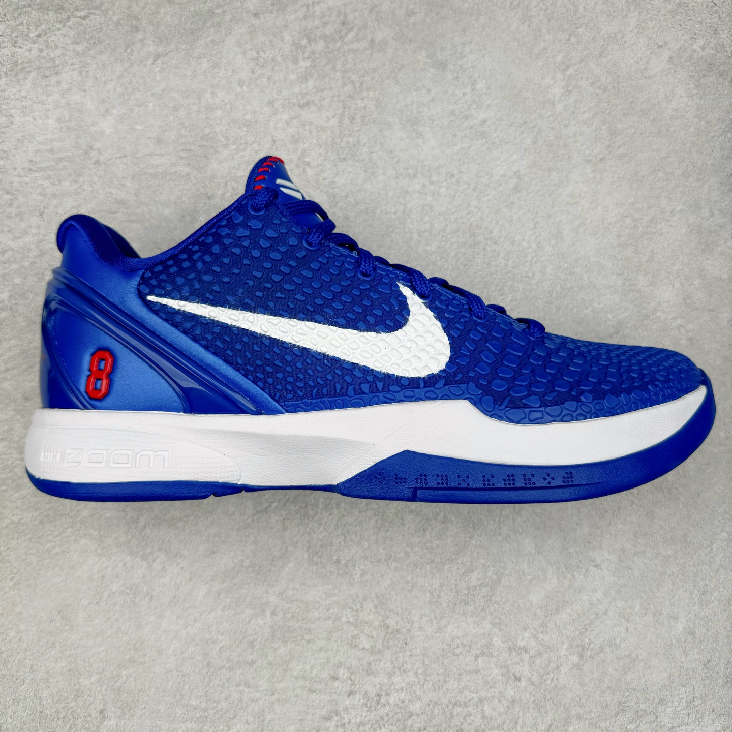 ＃S2 NK Zoom Kobe 6 Protro 科比六代 蓝白 CW2190-400 圈内顶级批次 完美复刻公司货 前掌超大Zoom Turbo气垫 后掌EVA缓震 真正的原汁原味 还原ZP脚感 全身鞋材卡料色独家定制 唯一正确喷漆工艺Swoosh 正确凹凸蛇鳞工艺 正确鞋面渐变效果 内全置真动飞态线 独立原厂模具 最大尺码达到48.5码 首批不拼图大几率过验 亲测已过 支持各种高强度实战 无需担心 上脚价 补货周期极长 脚宽建议买大半码 科比系列前掌偏窄 不影响二次销售 支持七天无理由退换 尺码：40 40.5 41 42 42.5 43 44 44.5 45 45.5 46 47.5 48.5-选品中心