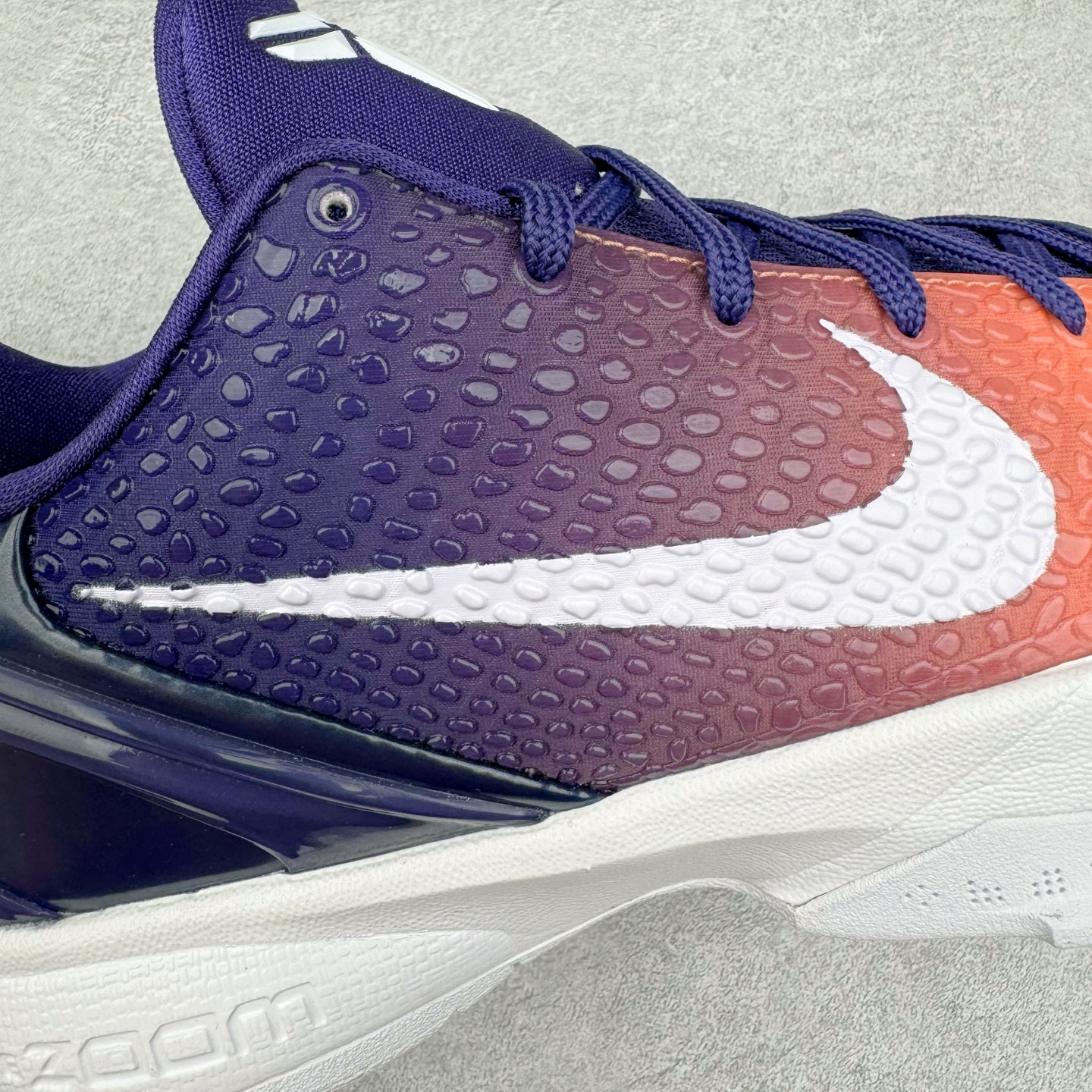 图片[20]-＃Star NK Zoom Kobe 6 Protro 科比六代 圈内顶级批次 完美复刻公司货 前掌超大Zoom Turbo气垫 后掌EVA缓震 真正的原汁原味 还原ZP脚感 全身鞋材卡料色独家定制 唯一正确喷漆工艺Swoosh 正确凹凸蛇鳞工艺 正确鞋面渐变效果 内全置真动飞态线 独立原厂模具 最大尺码达到48.5码 首批不拼图大几率过验 亲测已过 支持各种高强度实战 无需担心 上脚价 补货周期极长 脚宽建议买大半码 科比系列前掌偏窄 不影响二次销售 支持七天无理由退换 尺码：40 40.5 41 42 42.5 43 44 44.5 45 45.5 46 47.5 48.5-选品中心