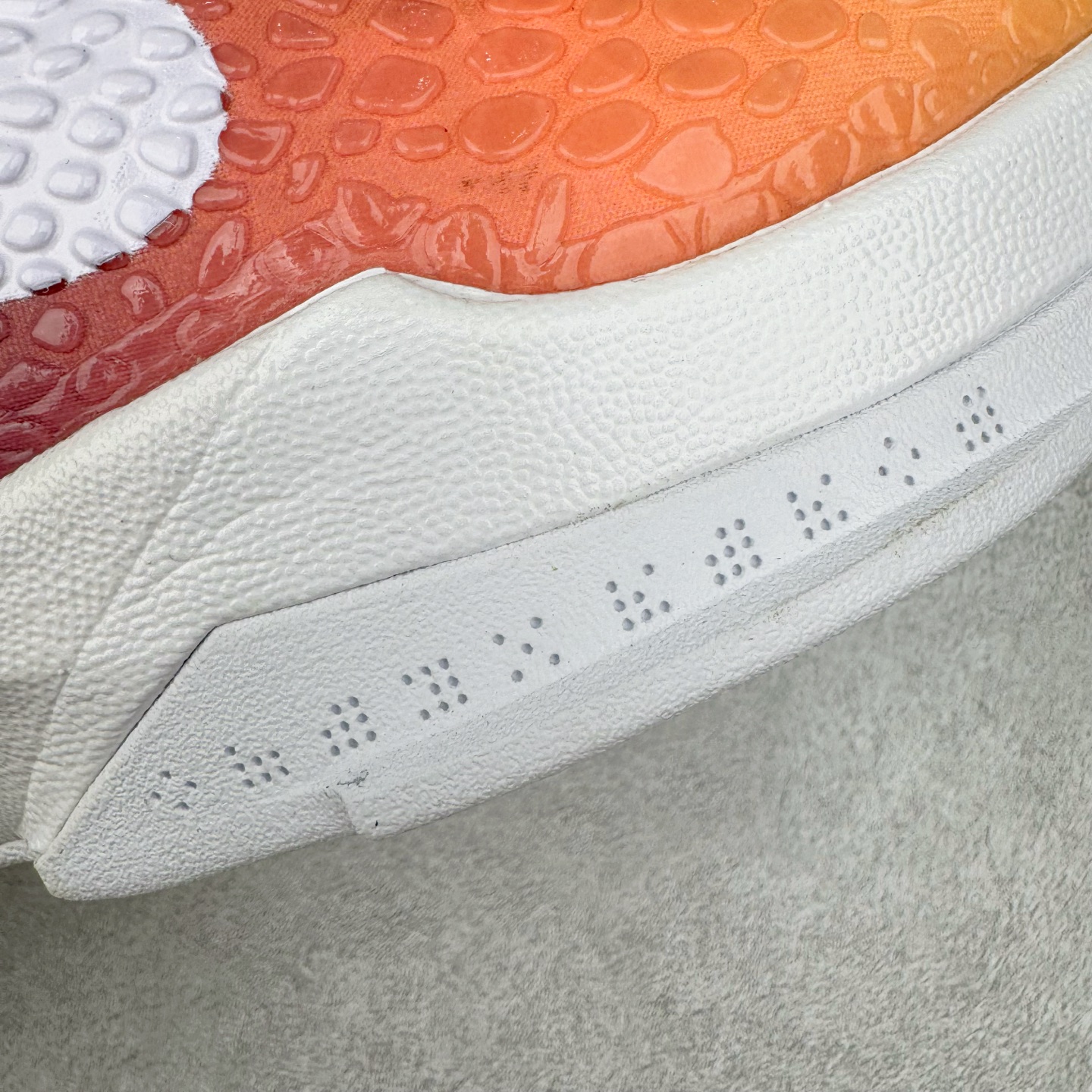 图片[21]-＃Star NK Zoom Kobe 6 Protro 科比六代 圈内顶级批次 完美复刻公司货 前掌超大Zoom Turbo气垫 后掌EVA缓震 真正的原汁原味 还原ZP脚感 全身鞋材卡料色独家定制 唯一正确喷漆工艺Swoosh 正确凹凸蛇鳞工艺 正确鞋面渐变效果 内全置真动飞态线 独立原厂模具 最大尺码达到48.5码 首批不拼图大几率过验 亲测已过 支持各种高强度实战 无需担心 上脚价 补货周期极长 脚宽建议买大半码 科比系列前掌偏窄 不影响二次销售 支持七天无理由退换 尺码：40 40.5 41 42 42.5 43 44 44.5 45 45.5 46 47.5 48.5-选品中心