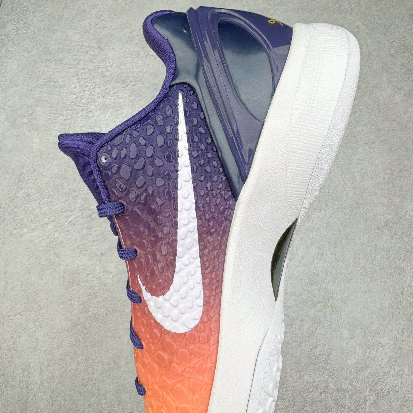 图片[7]-＃Star NK Zoom Kobe 6 Protro 科比六代 圈内顶级批次 完美复刻公司货 前掌超大Zoom Turbo气垫 后掌EVA缓震 真正的原汁原味 还原ZP脚感 全身鞋材卡料色独家定制 唯一正确喷漆工艺Swoosh 正确凹凸蛇鳞工艺 正确鞋面渐变效果 内全置真动飞态线 独立原厂模具 最大尺码达到48.5码 首批不拼图大几率过验 亲测已过 支持各种高强度实战 无需担心 上脚价 补货周期极长 脚宽建议买大半码 科比系列前掌偏窄 不影响二次销售 支持七天无理由退换 尺码：40 40.5 41 42 42.5 43 44 44.5 45 45.5 46 47.5 48.5-选品中心
