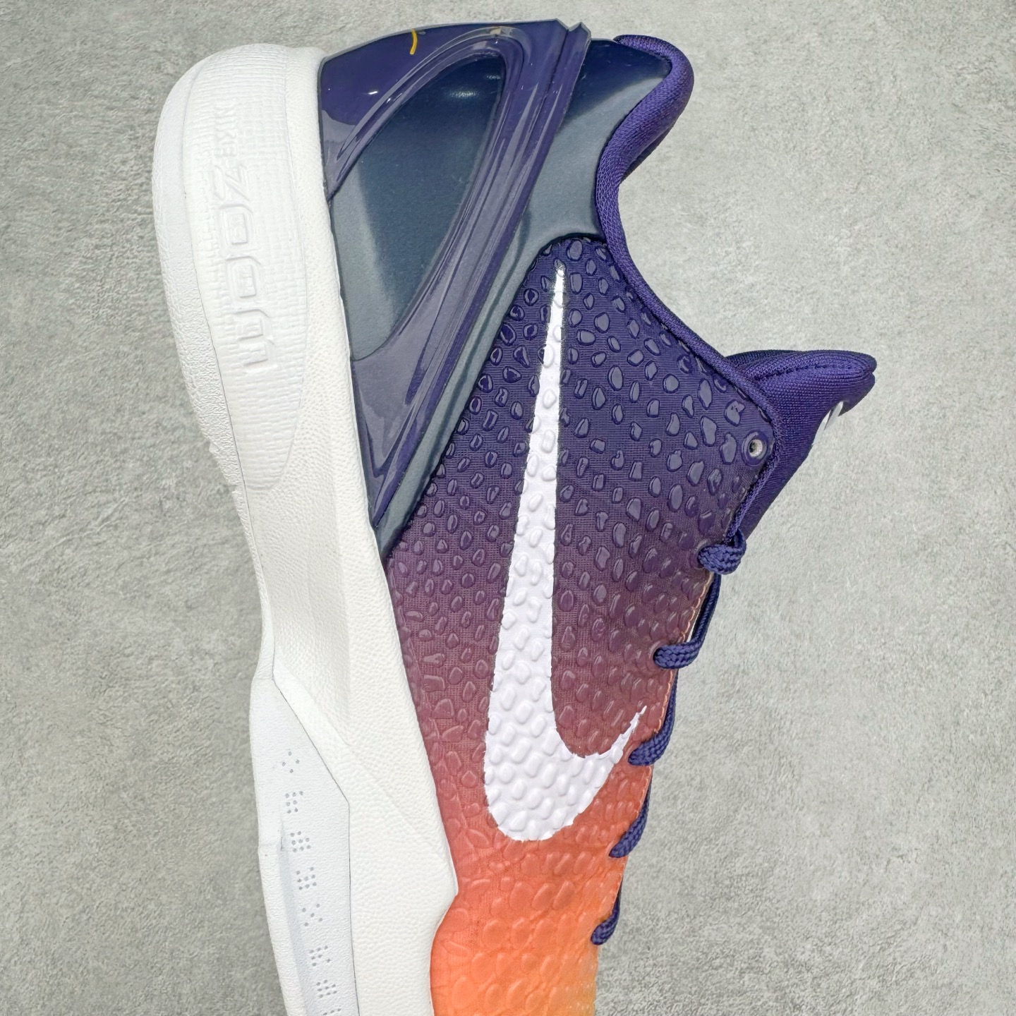 图片[6]-＃Star NK Zoom Kobe 6 Protro 科比六代 圈内顶级批次 完美复刻公司货 前掌超大Zoom Turbo气垫 后掌EVA缓震 真正的原汁原味 还原ZP脚感 全身鞋材卡料色独家定制 唯一正确喷漆工艺Swoosh 正确凹凸蛇鳞工艺 正确鞋面渐变效果 内全置真动飞态线 独立原厂模具 最大尺码达到48.5码 首批不拼图大几率过验 亲测已过 支持各种高强度实战 无需担心 上脚价 补货周期极长 脚宽建议买大半码 科比系列前掌偏窄 不影响二次销售 支持七天无理由退换 尺码：40 40.5 41 42 42.5 43 44 44.5 45 45.5 46 47.5 48.5-选品中心