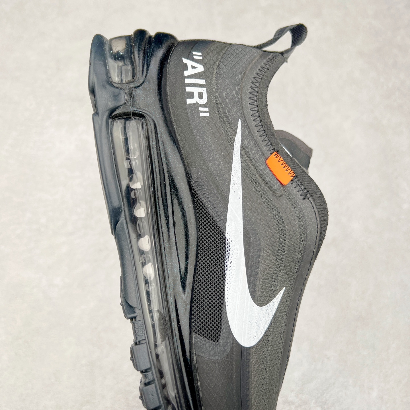 图片[6]-OFF-WHITE x NK Air Max 97 The Ten OW联名款舒适低帮气垫休闲跑步鞋 AJ4585-001 正确半透明网纱材质 热熔高频处理鞋面 透明气窗气垫装置 回弹PU模真气垫大底 全套包装配件 实拍调校N版已经零色差零失真 百分百还原实物色彩所见即所得 不存在货不对板色差等低级问题 选购参考实物拍摄 不混卖不参货 只用心做好货严格选品 承诺混一赔十 尺码：36 36.5 37.5 38 38.5 39 40 40.5 41 42 42.5 43 44 44.5 45-选品中心