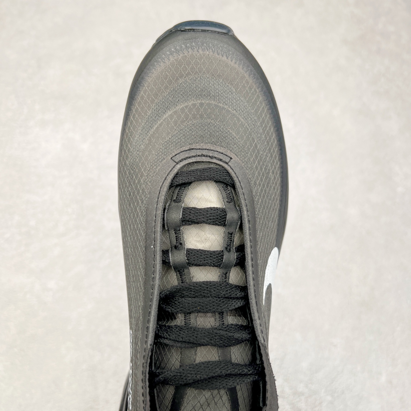 图片[4]-OFF-WHITE x NK Air Max 97 The Ten OW联名款舒适低帮气垫休闲跑步鞋 AJ4585-001 正确半透明网纱材质 热熔高频处理鞋面 透明气窗气垫装置 回弹PU模真气垫大底 全套包装配件 实拍调校N版已经零色差零失真 百分百还原实物色彩所见即所得 不存在货不对板色差等低级问题 选购参考实物拍摄 不混卖不参货 只用心做好货严格选品 承诺混一赔十 尺码：36 36.5 37.5 38 38.5 39 40 40.5 41 42 42.5 43 44 44.5 45-选品中心