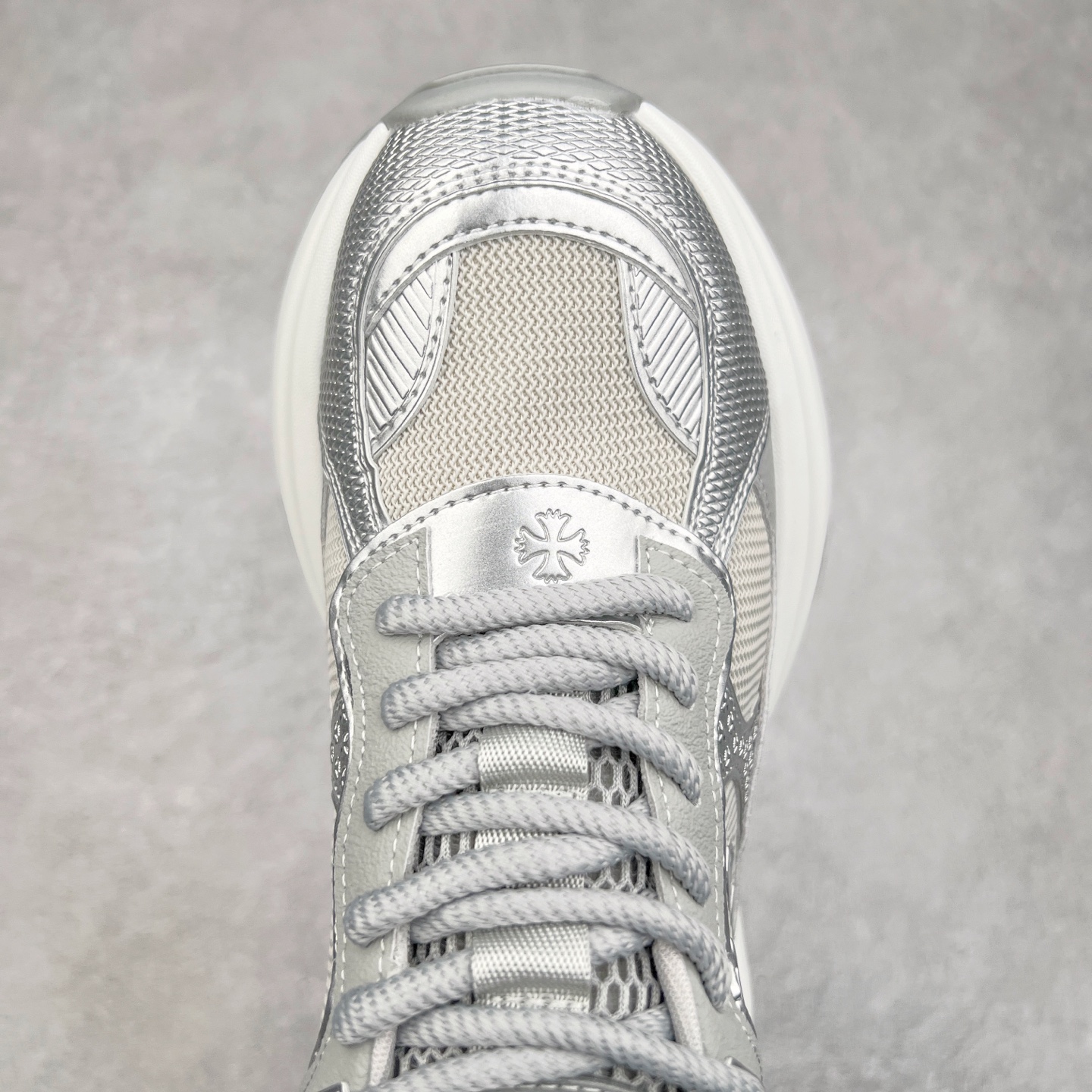 图片[4]-GG-CC Chunky Low白鹿同款独星球 2024新款GGCC低帮复古厚底增高老爹鞋 时髦look轻松定格 不费力展现率性氛围 原版正确大底 高档银盒 酷帅机能风不规则设计大底 8CM 增高厚底 大长腿既视感轻松拿捏 货号：G24X9833 尺码：35 36 37 38 39 40-选品中心