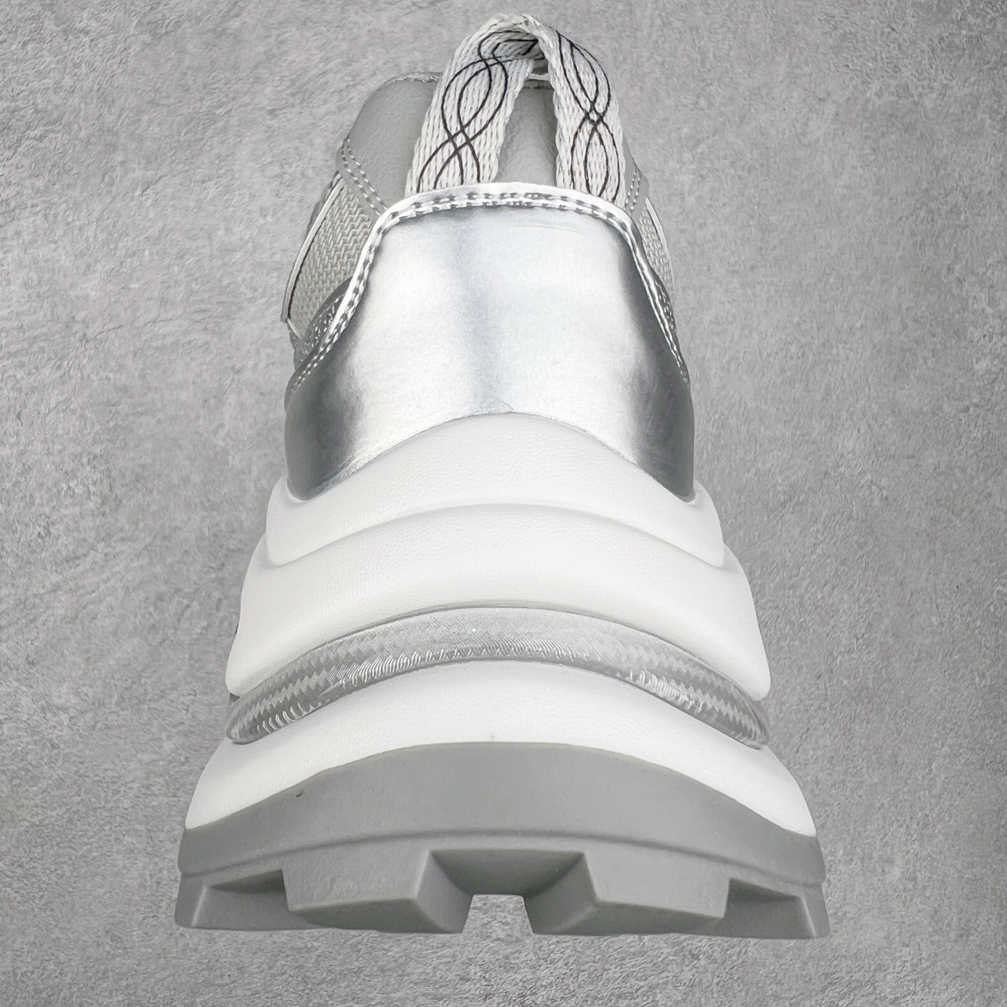 图片[8]-GG-CC Chunky Low白鹿同款独星球 2024新款GGCC低帮复古厚底增高老爹鞋 时髦look轻松定格 不费力展现率性氛围 原版正确大底 高档银盒 酷帅机能风不规则设计大底 8CM 增高厚底 大长腿既视感轻松拿捏 货号：G24X9833 尺码：35 36 37 38 39 40-选品中心