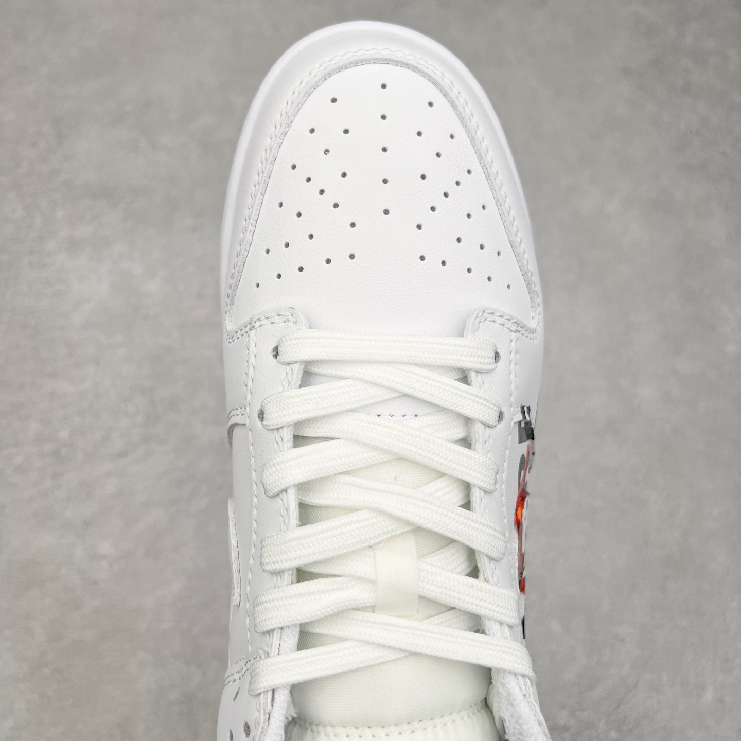 图片[4]-＃F版 NK Dunk Low 哪吒 DD1503-109 性价比王者 极限压缩利润空间 超乎所想的高性价比 用料绝不含糊 原盒原配 正确耐磨橡胶大底 超高清洁度 全鞋零毛边皮料切割 全套原楦原模倾力打造完美版型 尺码：36 36.5 37.5 38 38.5 39 40 40.5 41 42 42.5 43 44 44.5 45 46 47.5-选品中心