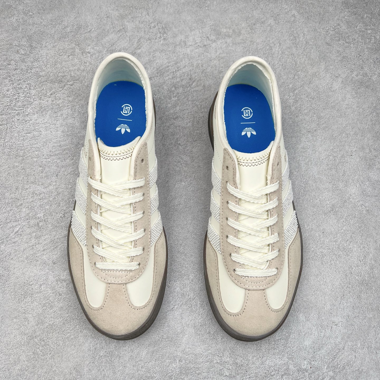 图片[2]-AD Gazelle Indoor Trainers 羚羊内训系列低帮复古百搭休闲运动德训风板鞋 IH3719 90年代经典的复刻版！自60年代以足球训练鞋面世以来,Gazelle就以其经典设计席卷全球。1991年版本的复刻,再造经典Gazelle。采用皮革打造,搭配浊色细节,让这款经典更加简约。实拍调校N版已经零色差零失真 百分百还原实物色彩所见即所得 不存在货不对板色差等低级问题 选购参考实物拍摄 不混卖不参货 只用心做好货严格选品 承诺混一赔十 尺码：36 36.5 37.5 38 38.5 39 40 40.5 41 42 42.5 43 44 44.5 45-选品中心