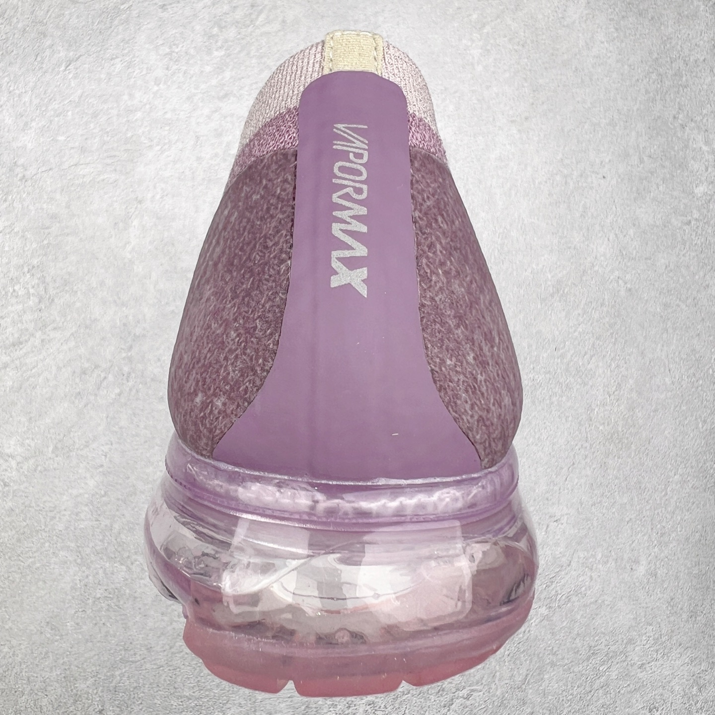 图片[8]-＃纯原 NK Air VaporMax Flyknit 2018大气垫百搭慢跑鞋 849557-500 德产斯托尔针织横机生产原档案针织鞋面 侧面\\\”鱼骨线\\\”清晰立体 原底气垫 细节诠释一切质疑 原产标加持 换盒过验 实拍调校N版已经零色差零失真 百分百还原实物色彩所见即所得 不存在货不对板色差等低级问题 选购参考实物拍摄 不混卖不参货 只用心做好货严格选品 承诺混一赔十 尺码：36 36.5 37.5 38 38.5 39 40 40.5 41 42 42.5 43 44 44.5 45-选品中心