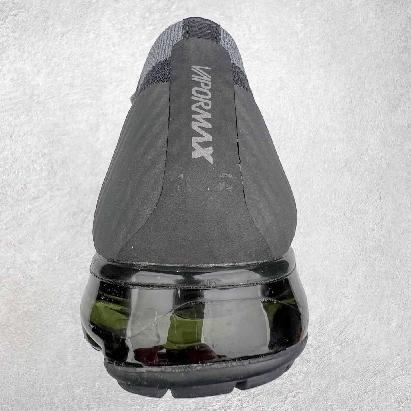 图片[8]-＃纯原 NK Air VaporMax Flyknit 2018大气垫百搭慢跑鞋 849558-007 德产斯托尔针织横机生产原档案针织鞋面 侧面\\\”鱼骨线\\\”清晰立体 原底气垫 细节诠释一切质疑 原产标加持 换盒过验 实拍调校N版已经零色差零失真 百分百还原实物色彩所见即所得 不存在货不对板色差等低级问题 选购参考实物拍摄 不混卖不参货 只用心做好货严格选品 承诺混一赔十 尺码：36 36.5 37.5 38 38.5 39 40 40.5 41 42 42.5 43 44 44.5 45-选品中心