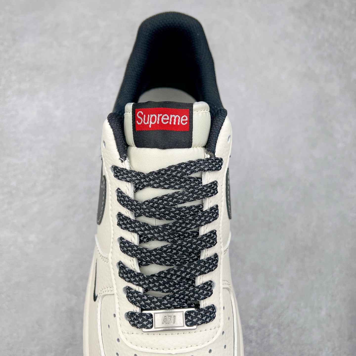 图片[5]-NK Air Force 1´07 Low 空军一号低帮百搭休闲运动板鞋 HH7518-042 柔软、弹性十足的缓震性能和出色的中底设计 横跨复古与现代的外型结合 造就出风靡全球 三十多年的Force 1 直到今天还深受青睐 实拍调校N版已经零色差零失真 百分百还原实物色彩所见即所得 不存在货不对板色差等低级问题 选购参考实物拍摄 不混卖不参货 只用心做好货严格选品 承诺混一赔十 尺码：36 36.5 37.5 38 38.5 39 40 40.5 41 42 42.5 43 44 44.5 45-选品中心