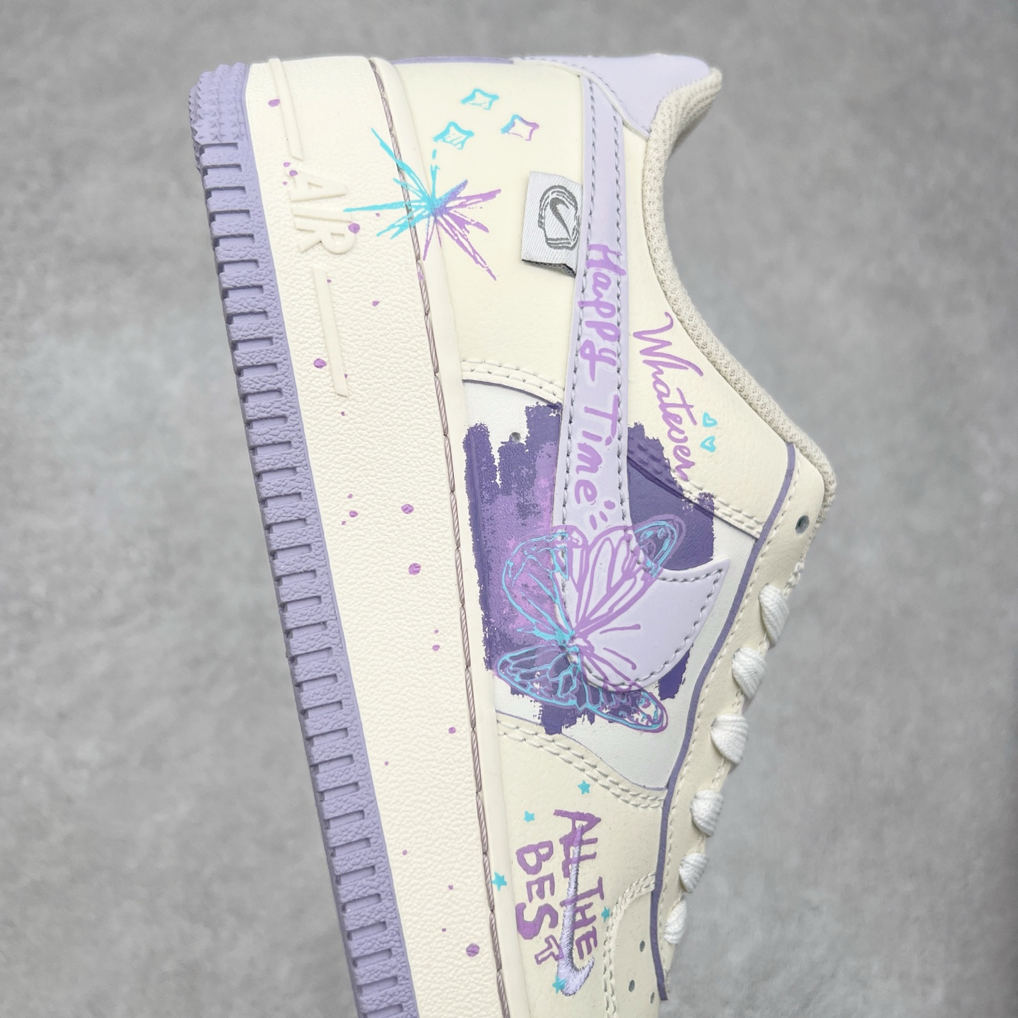 图片[6]-NK Air Force 1´07 Low 空军一号低帮百搭休闲运动板鞋 FB1839-213 柔软、弹性十足的缓震性能和出色的中底设计 横跨复古与现代的外型结合 造就出风靡全球 三十多年的Force 1 直到今天还深受青睐 实拍调校N版已经零色差零失真 百分百还原实物色彩所见即所得 不存在货不对板色差等低级问题 选购参考实物拍摄 不混卖不参货 只用心做好货严格选品 承诺混一赔十 尺码：36 36.5 37.5 38 38.5 39 40 40.5 41 42 42.5 43 44 44.5 45-选品中心