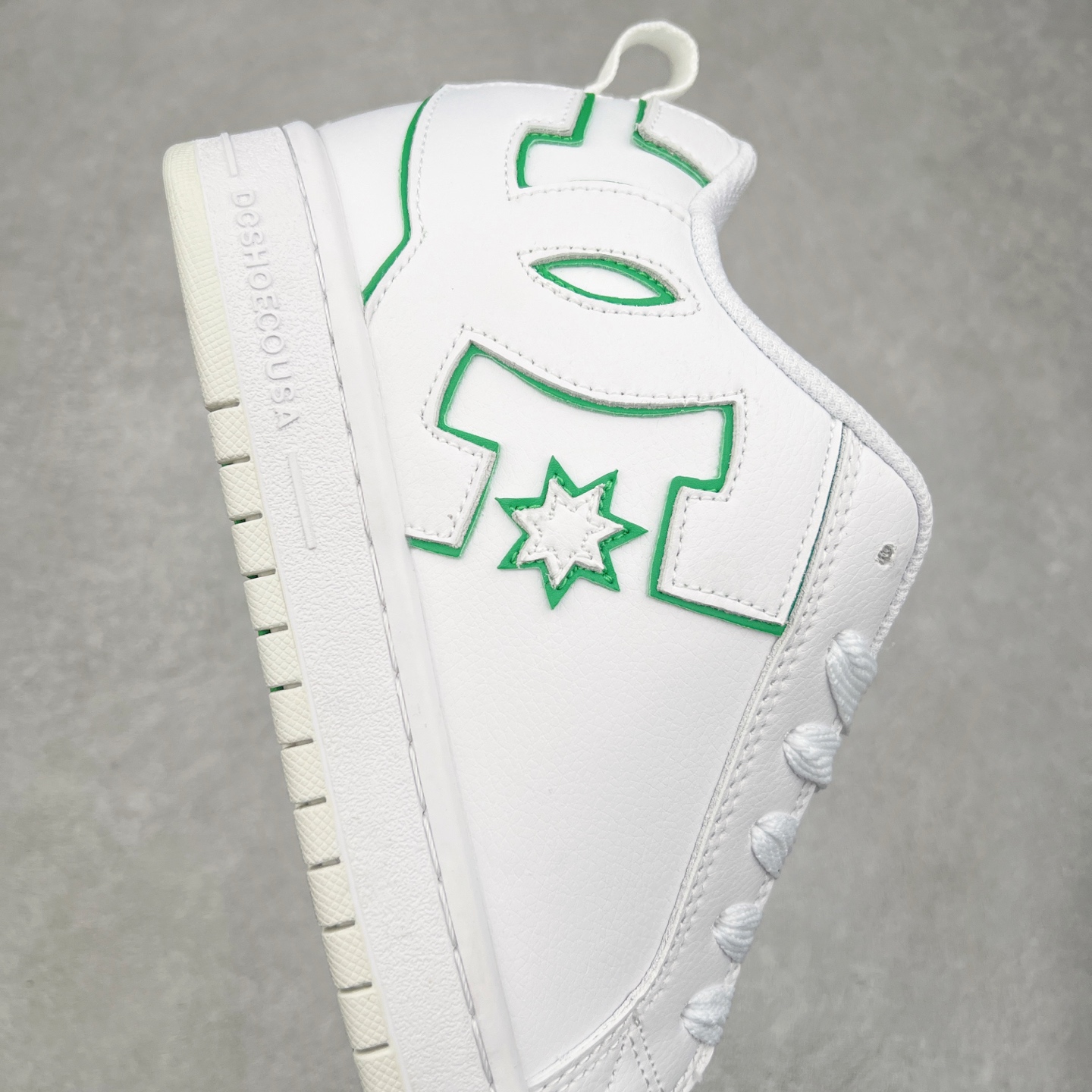 图片[6]-DC Shoes 牛皮百搭潮流时尚面包鞋低帮板鞋 实拍调校N版已经零色差零失真 百分百还原实物色彩所见即所得 不存在货不对板色差等低级问题 选购参考实物拍摄 不混卖不参货 只用心做好货严格选品 承诺混一赔十 尺码：36 36.5 37.5 38 38.5 39 40 40.5 41 42 42.5 43 44 44.5 45-选品中心